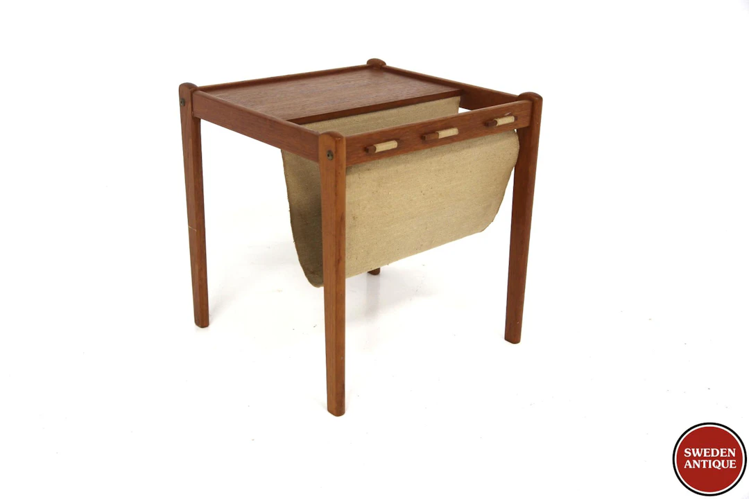 Magazin stand S.P Jensen for BRDR Furbo Year: 1960s Origin: Den. Material: