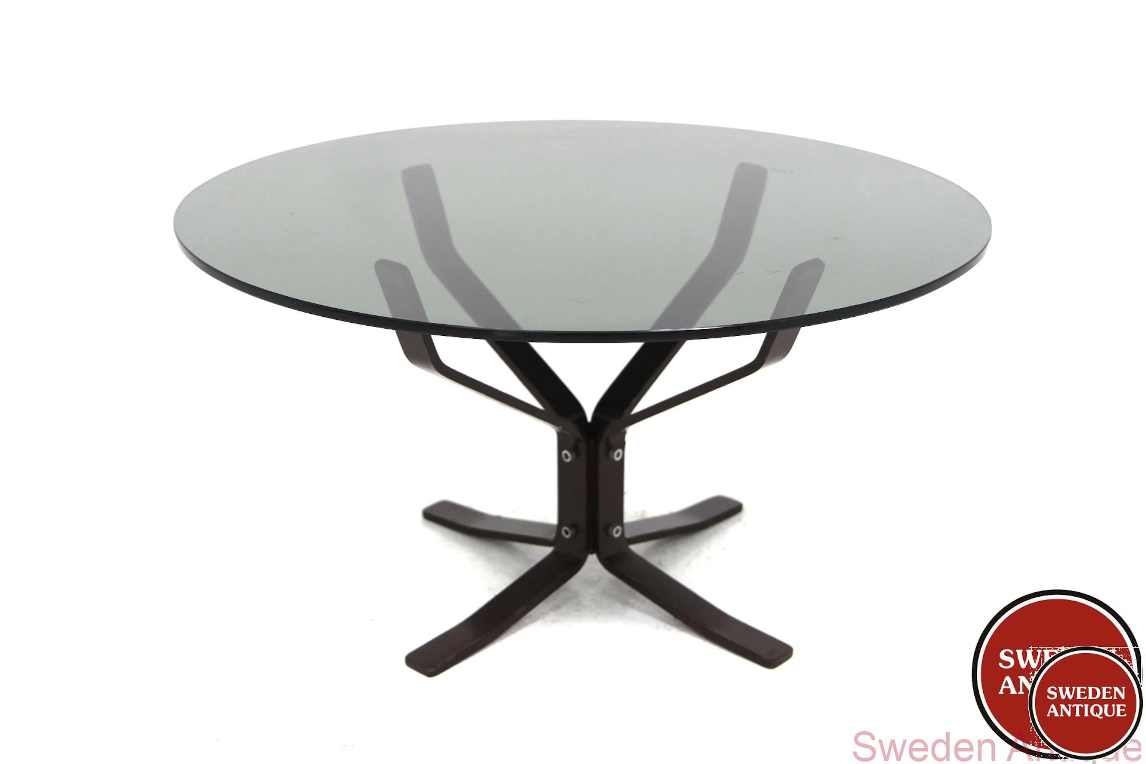 Coffee table 1970s Glass Metal