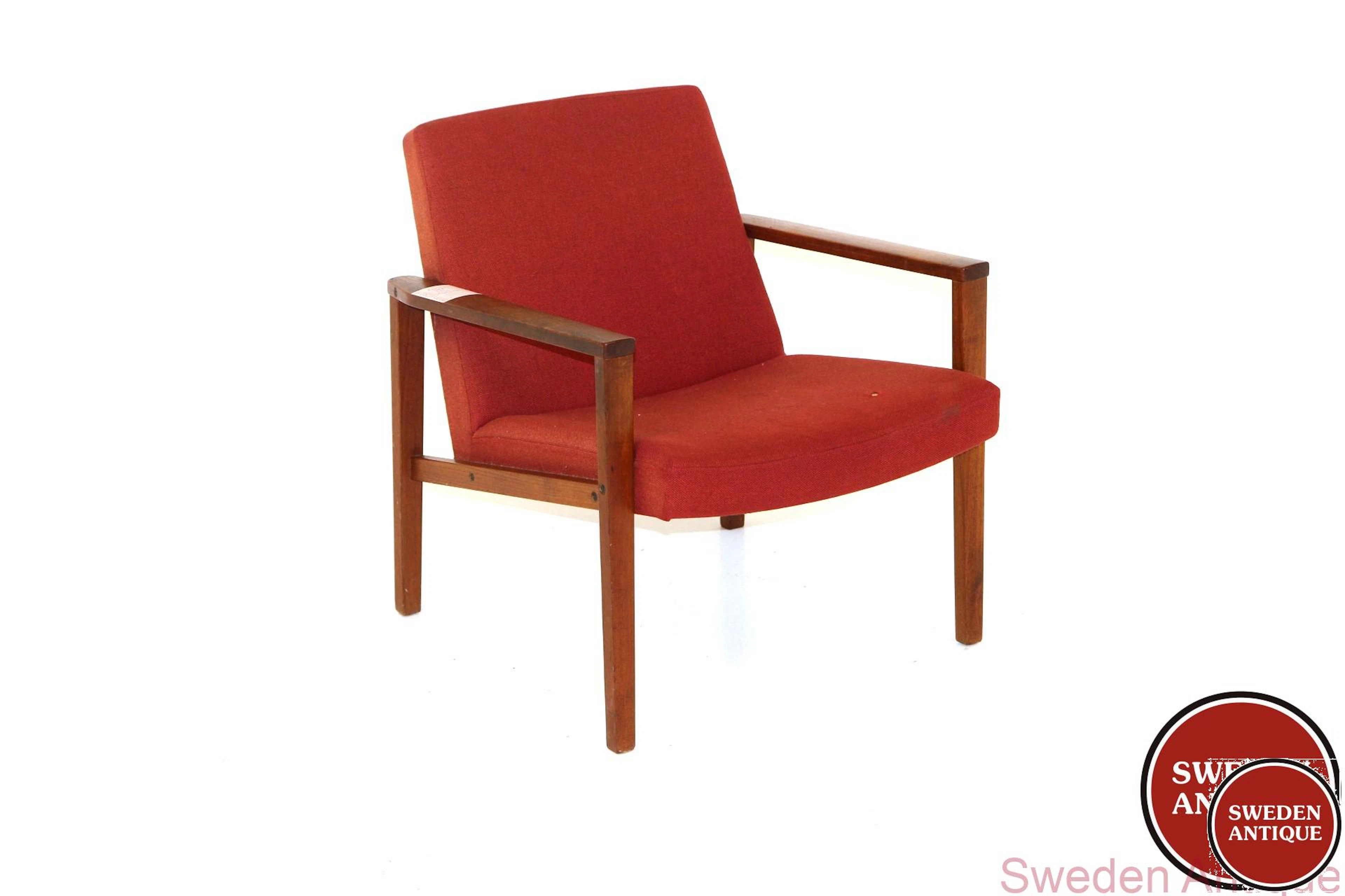 Lounge chair Year: 1960s Origin: Swe. Material: Teak W: 66,5cm D: