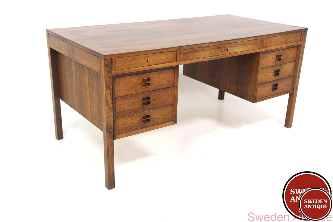 Writing desk Year: 1960s Origin: Swe. Material: Rosewood W: 150cm