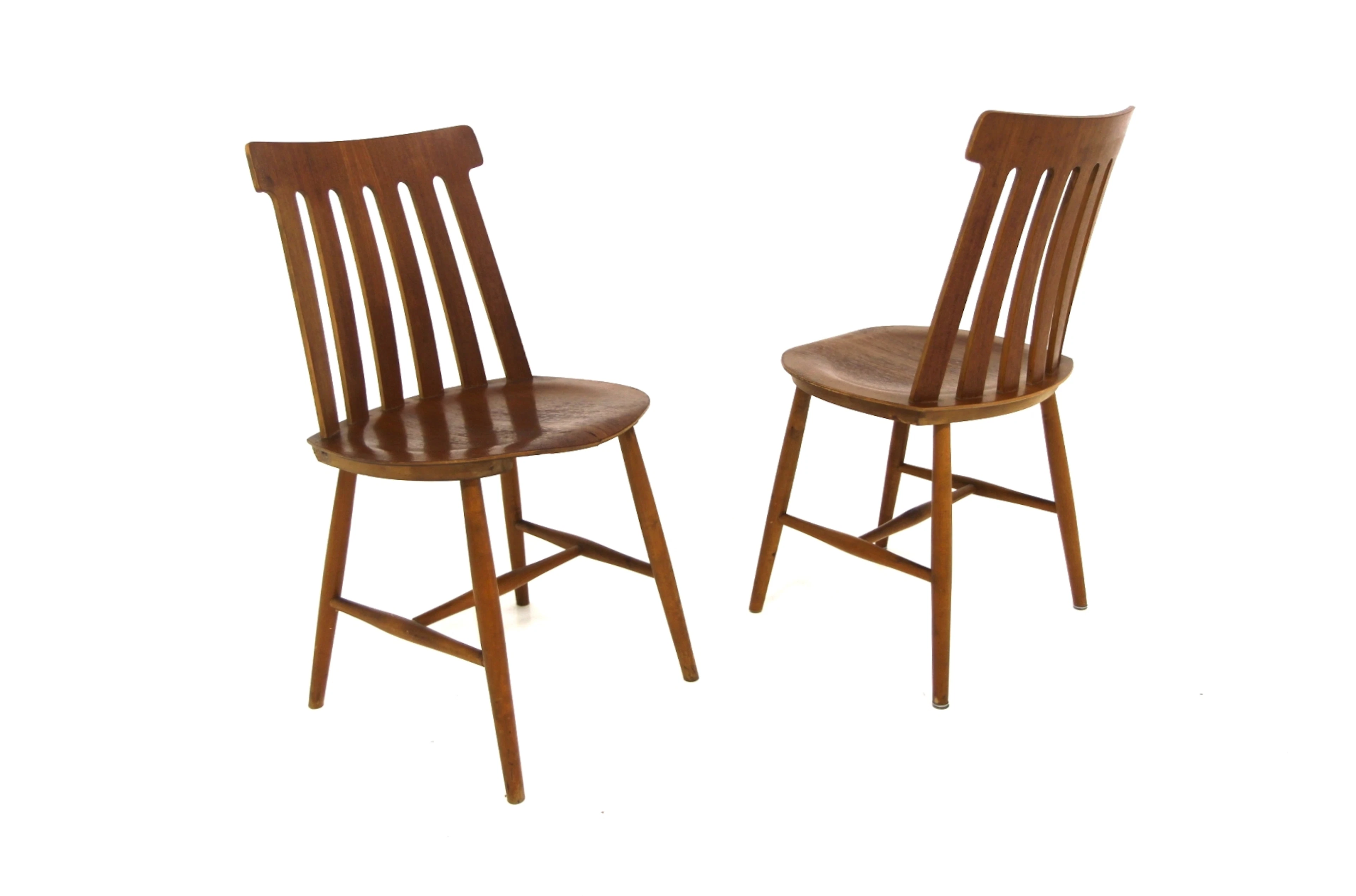2Pcs Chairs Åsa 551 Jan Hallberg for Tallåsen Year: 1950s Origin: