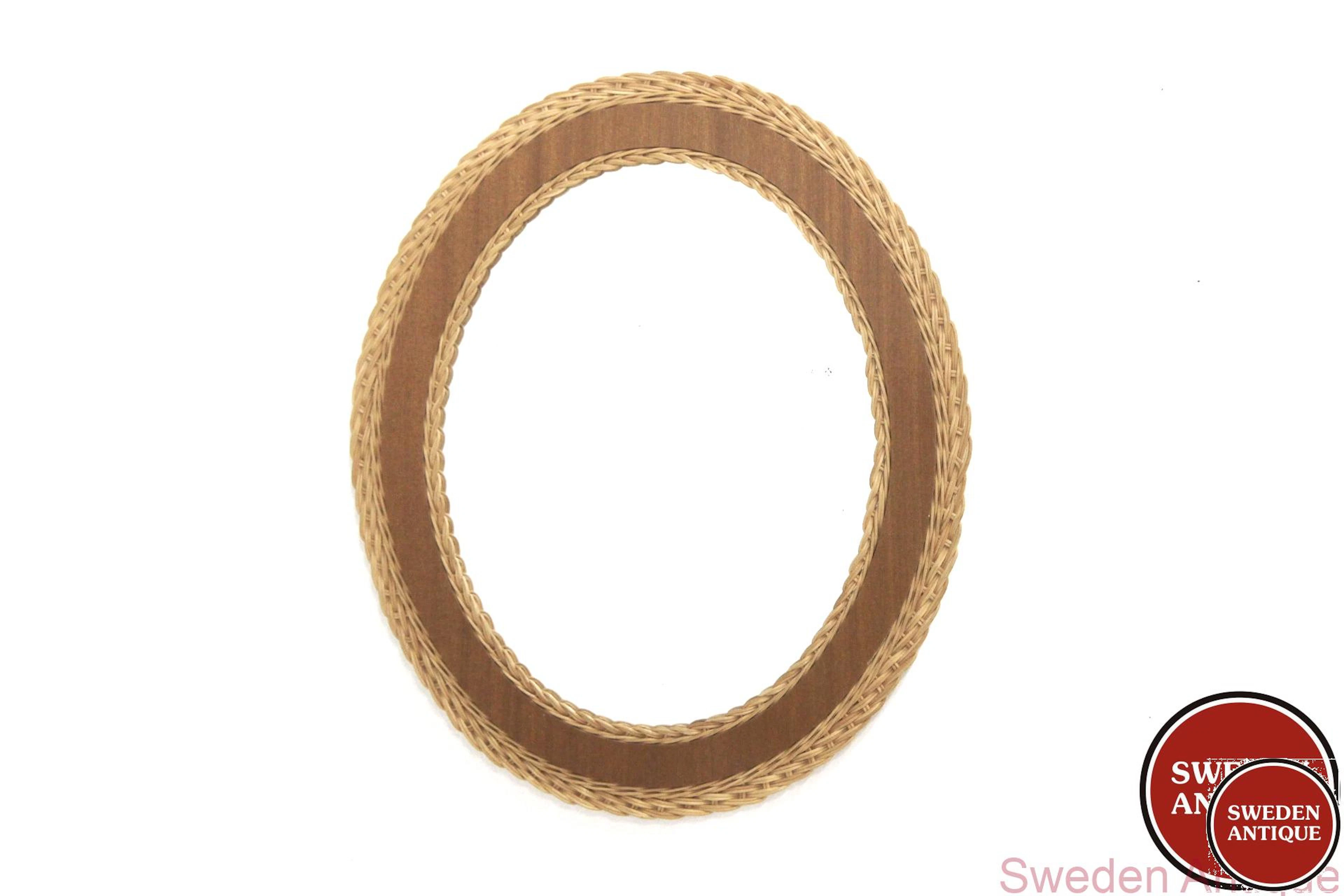 Mirror Year: 1960s Origin: Swe. Material: Teak Cane Glass W: 40cm