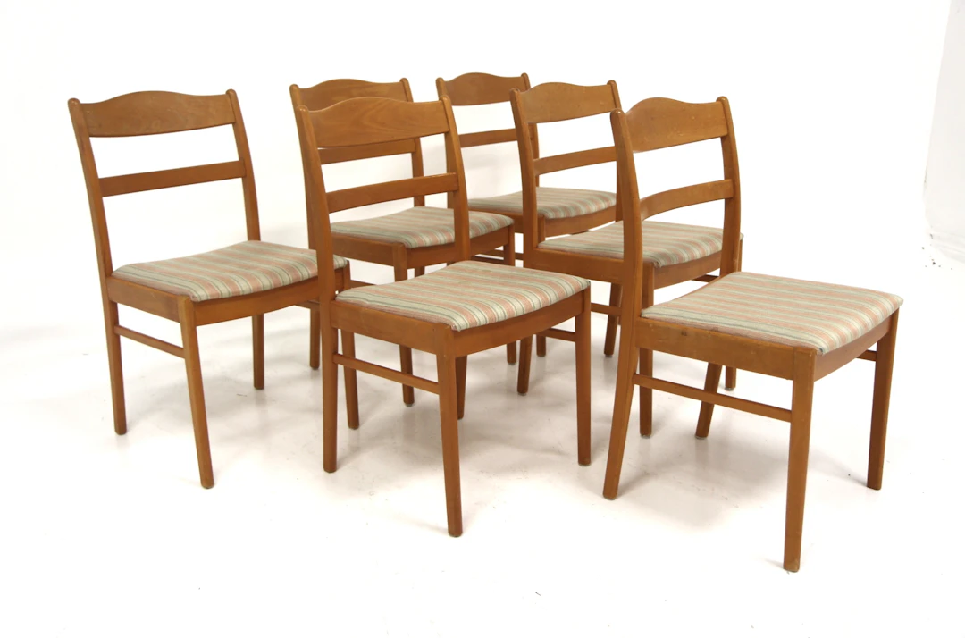 6 Pcs Chairs Year: 1950s Origin: Swe. Material: Beech W: 44cm D: 49cm