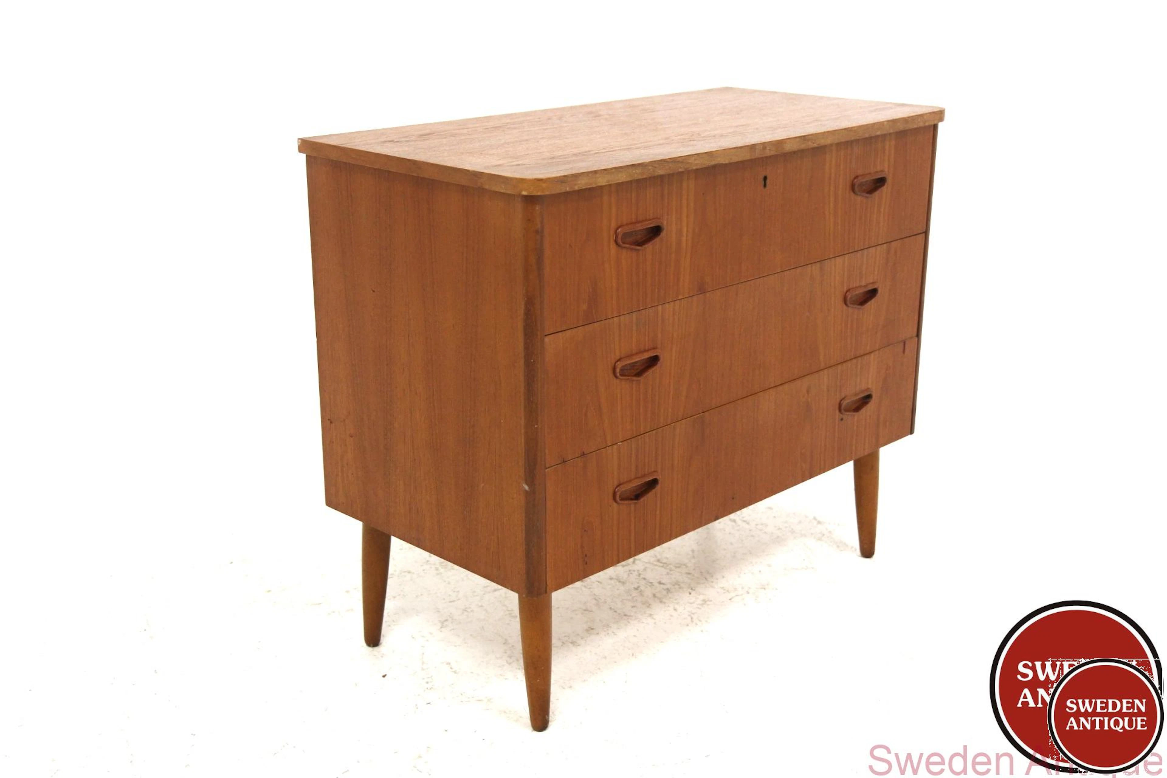 Chest of drawers 1950s Swe. Teak Beech