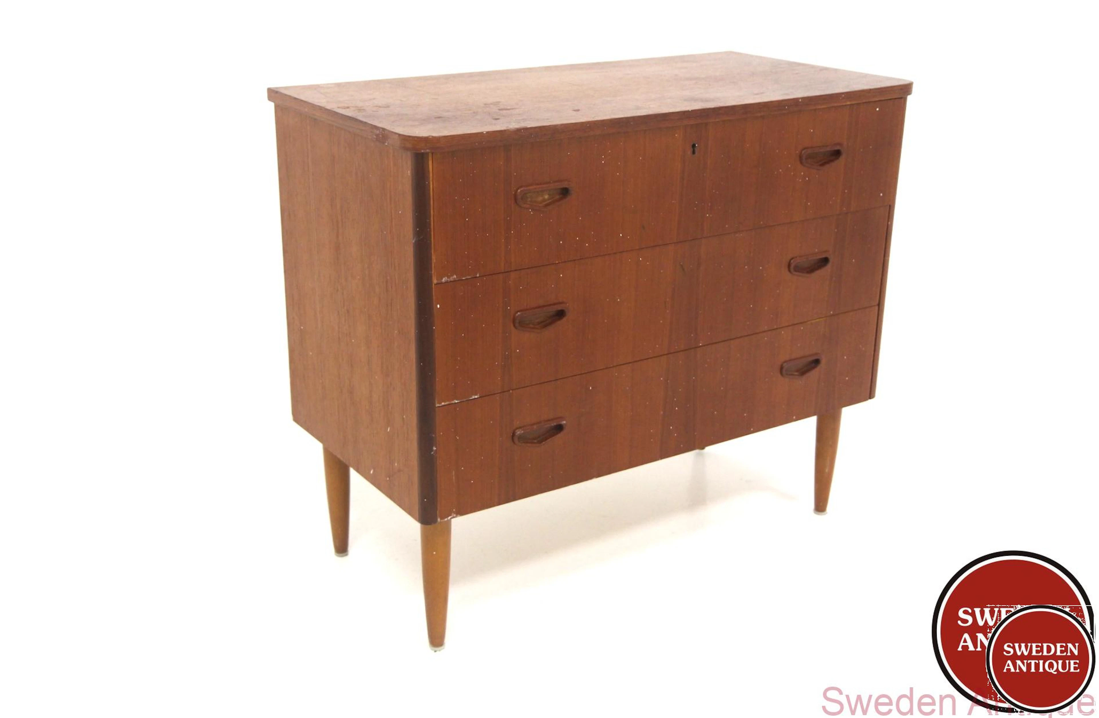 Chest of drawers Year: 1950s Origin: Swe. Material: Teak Beech W: