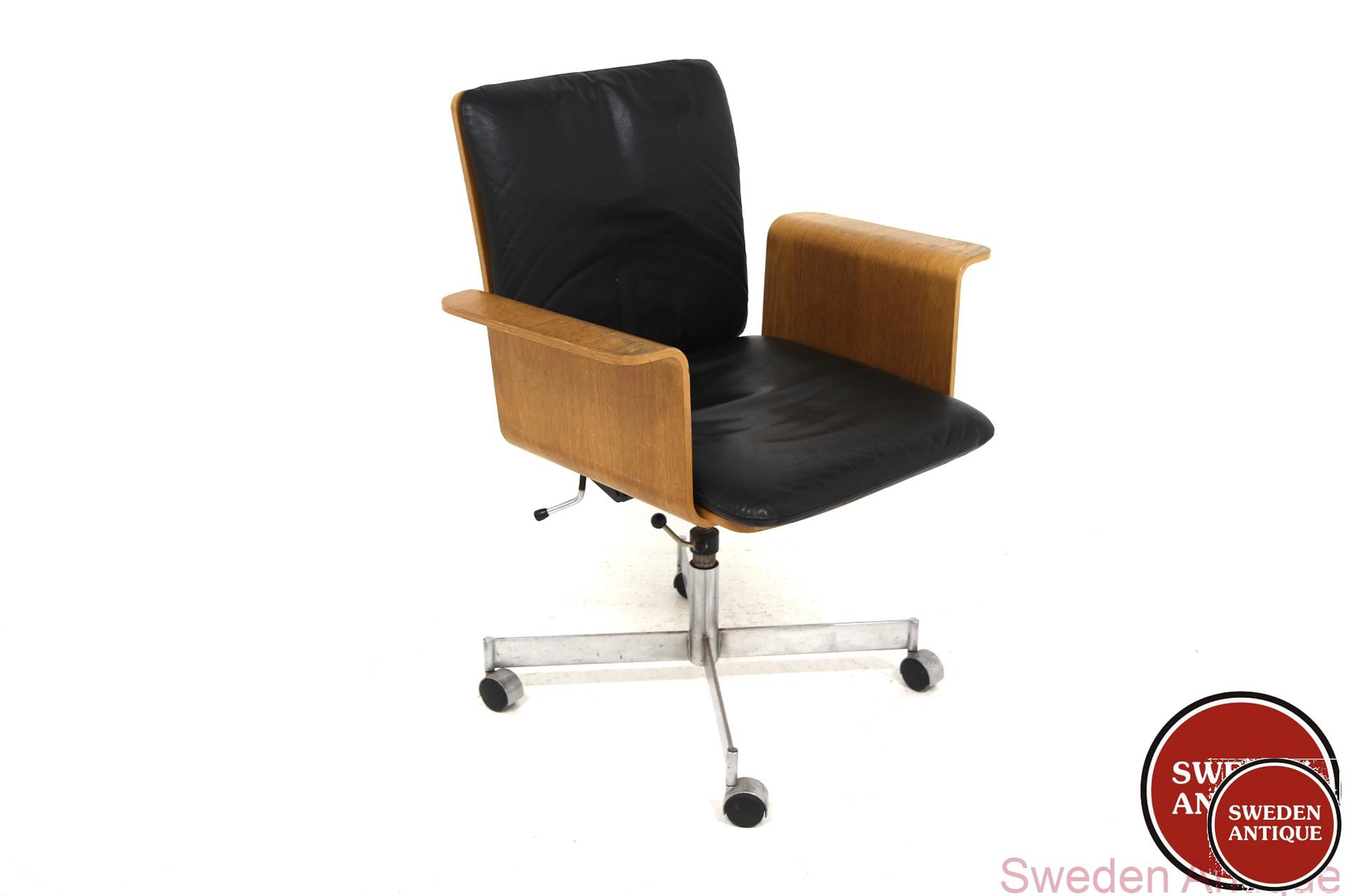 Office chair / Swivel chair 1950sSwe. Oak Metal Leather
