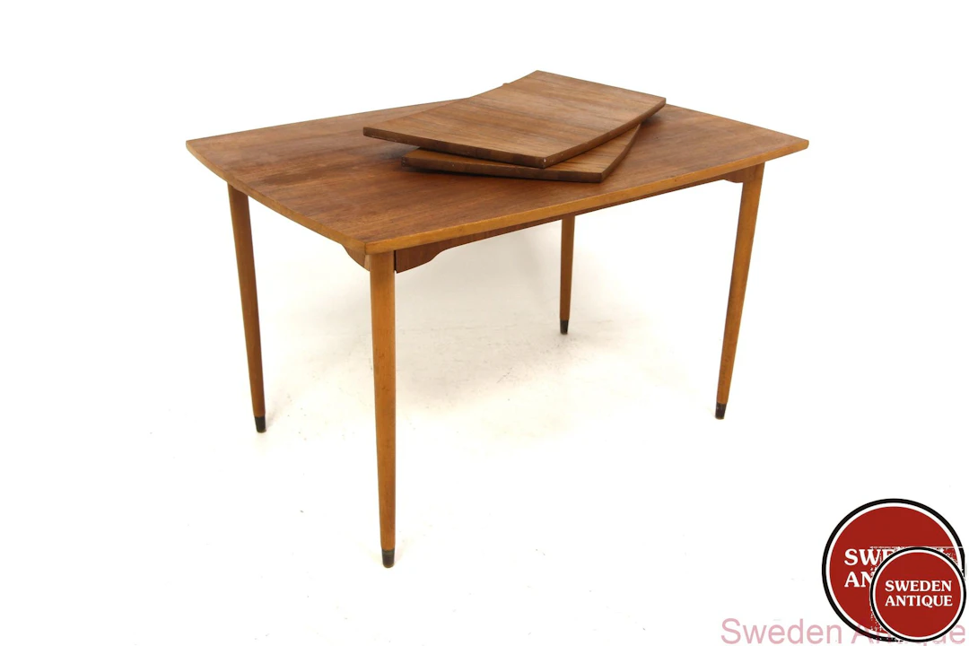 Dining table Year: 1950s Origin: Swe. Material: Teak Beech W: 120