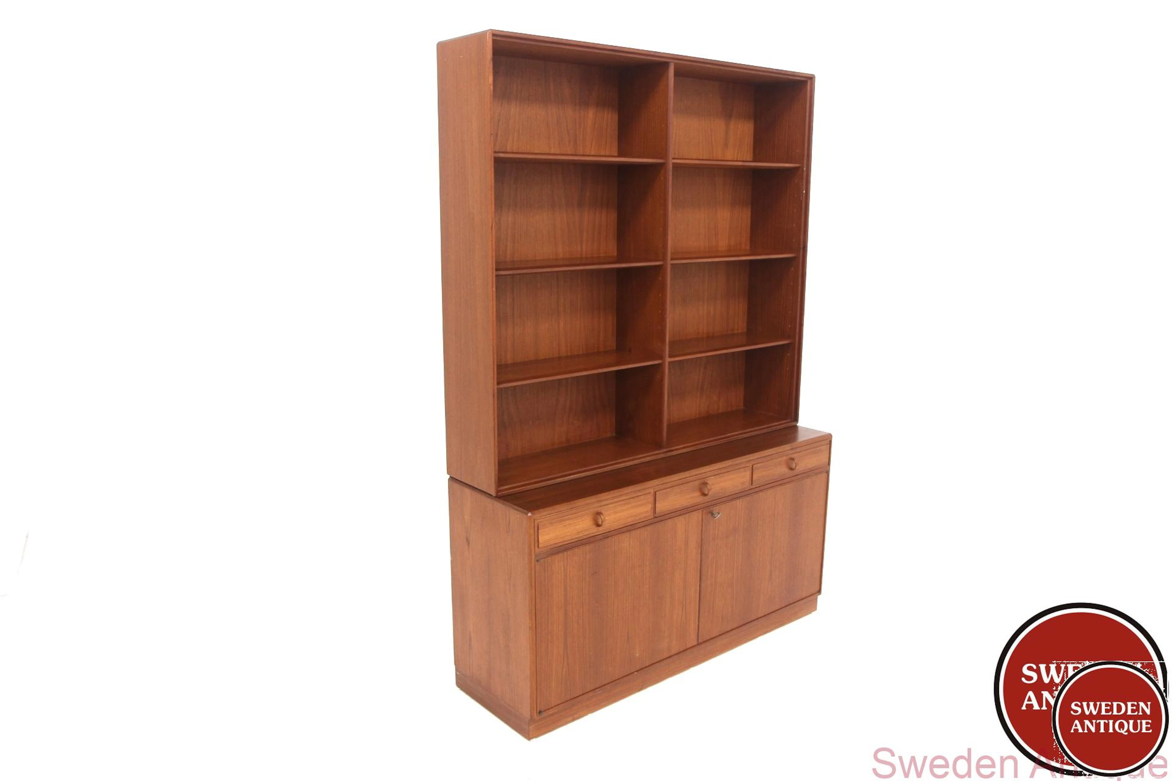 Bookshelf Bertil Fridhagen for Bodafors 1969 Swe. Walnut