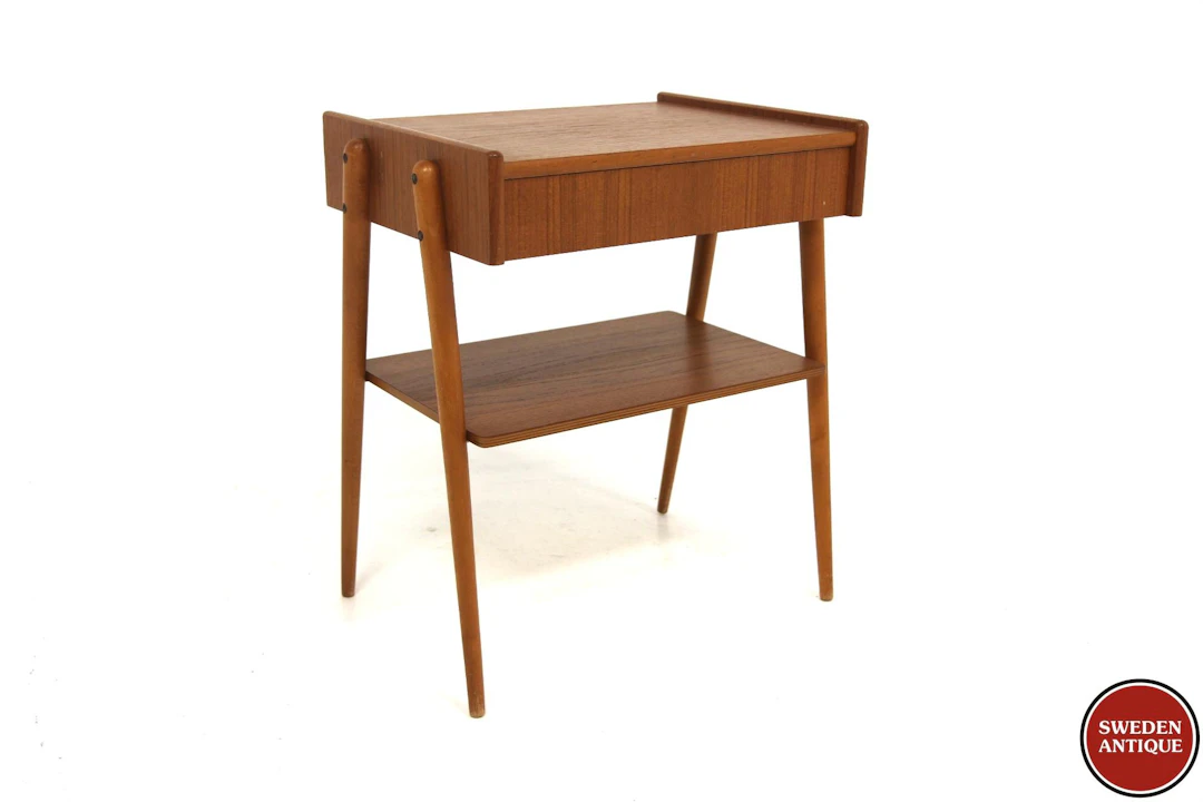 Bedside table AB Carlströms & Co Möbelfabrik Year: 1960s Origin: Swe.