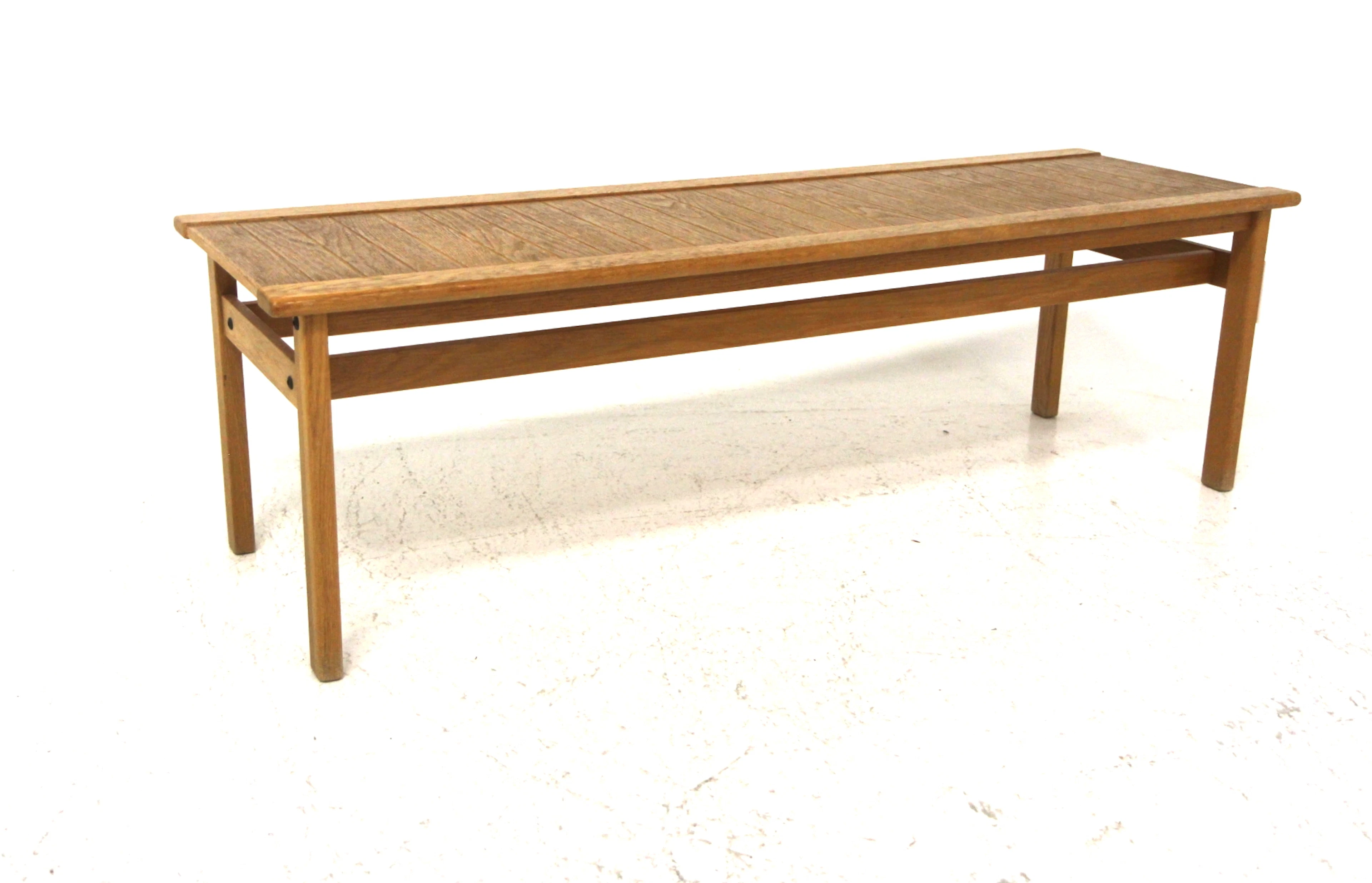 Bench Year: 1960s Origin: Swe. Material: Oak W: 141cm D: 45cm H: 43cm