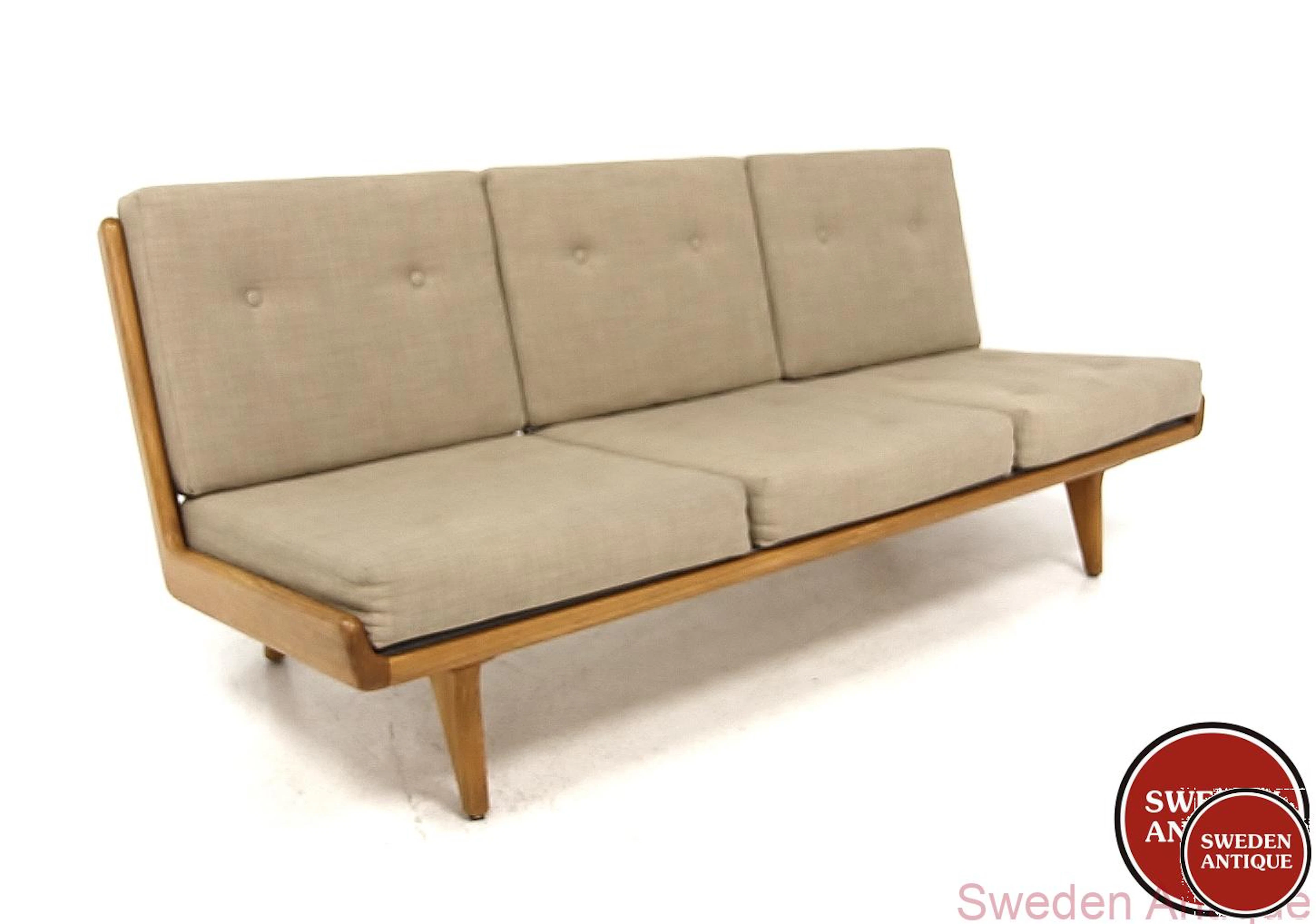 3-seat sofa Carl Gustaf Hiort Af Ornäs Year: 1950s Origin: Fin. Material: