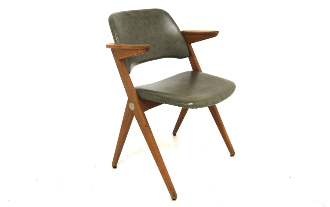 Armchair 562-025, Triva Bengt Ruda for Nordiska Kompaniet Year: 1950s