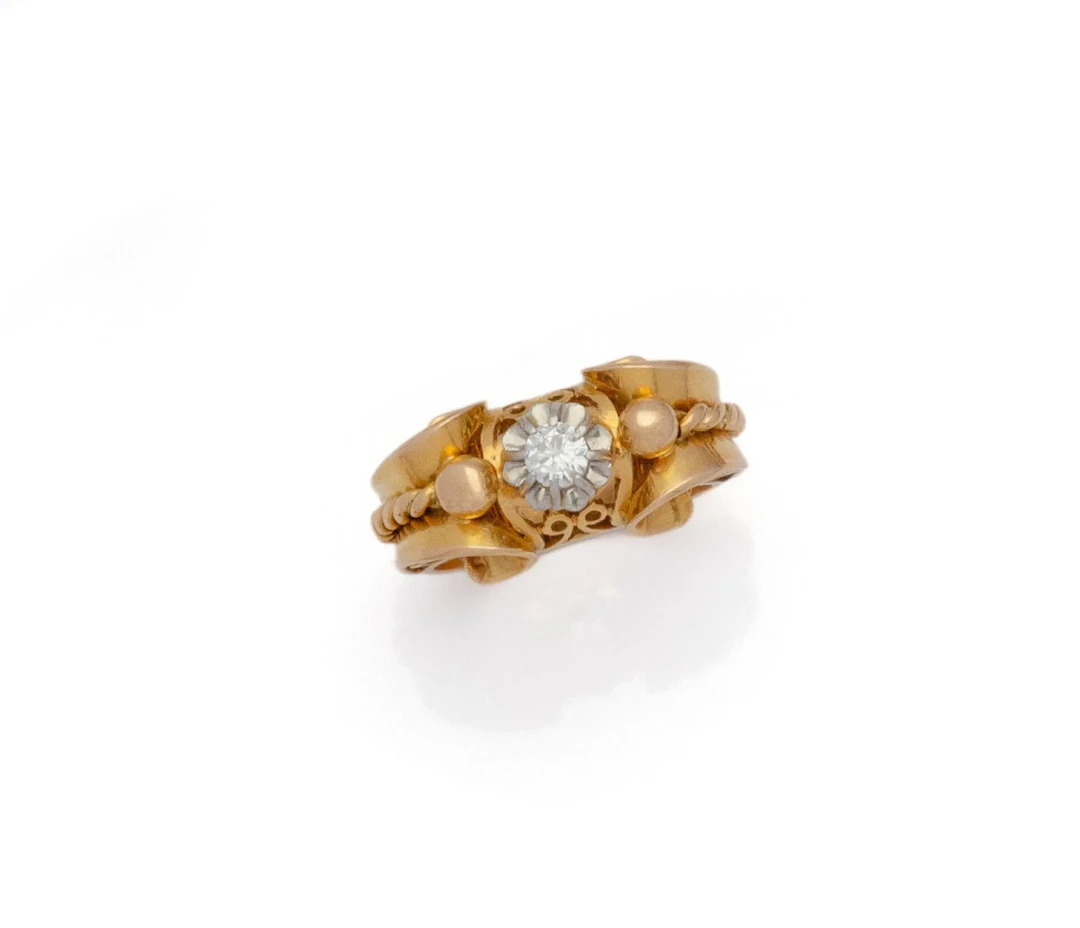 BAGUE-SOLITAIRE style tank en or jaune 18K (750/1000) et pla - Lot 88