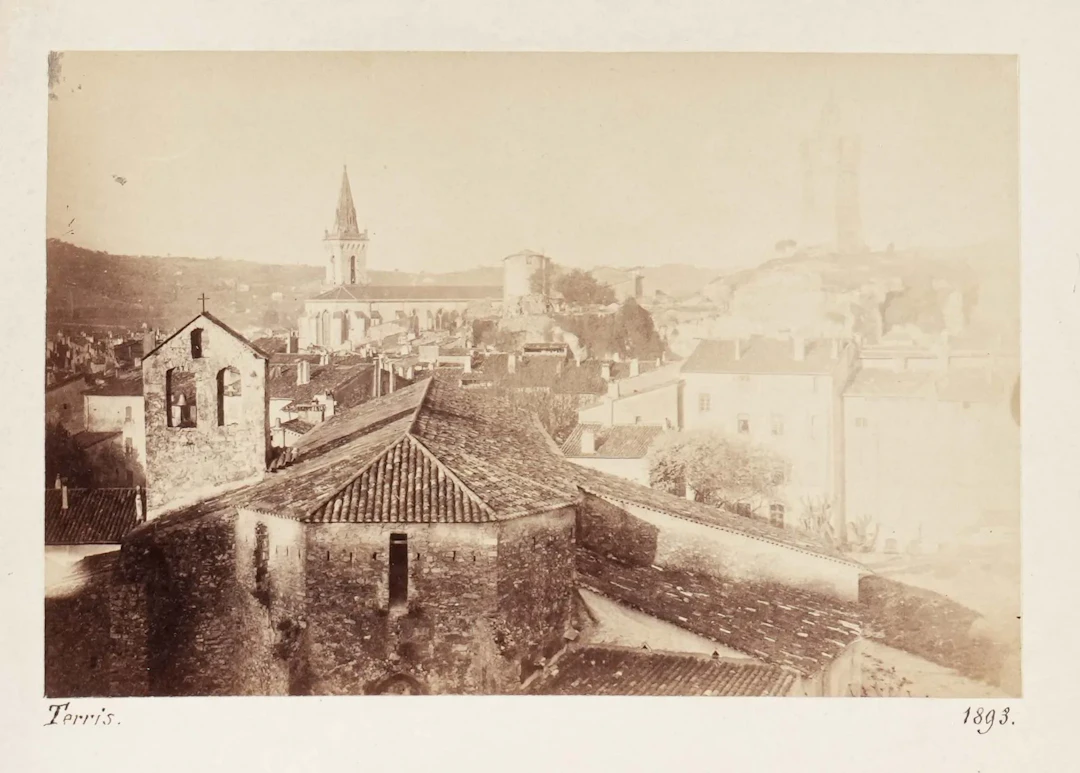 Environ 100 PHOTOGRAPHIES MARSEILLE ET - Lot 387