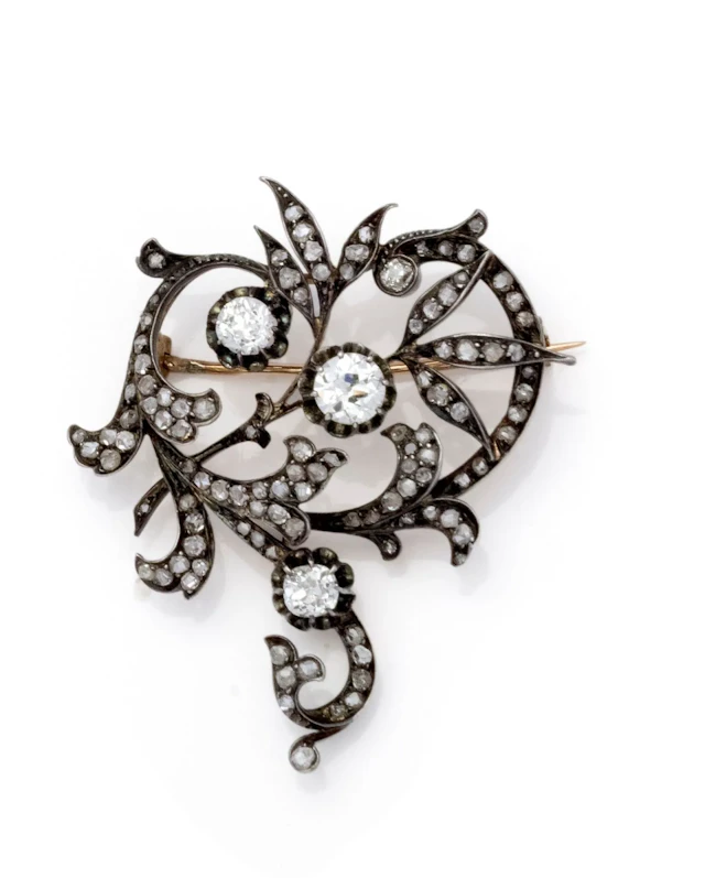 BROCHE FLEUR LANCEOLEE en argent (800/1000) doublé d’or rose - Lot 26