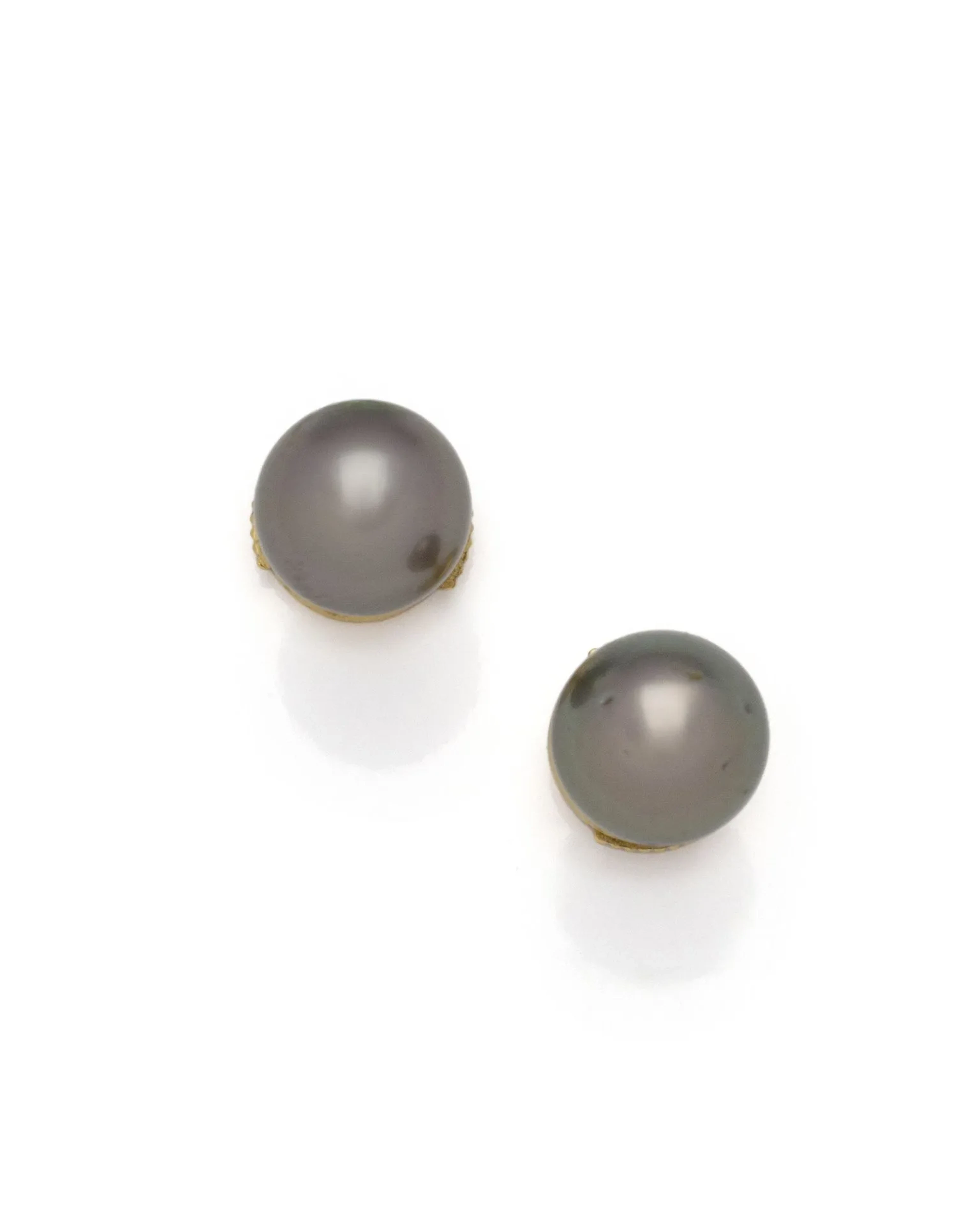 PAIRE DE PUCES D’OREILLE en or jaune 18K (750/1000) ornée d’ - Lot 276