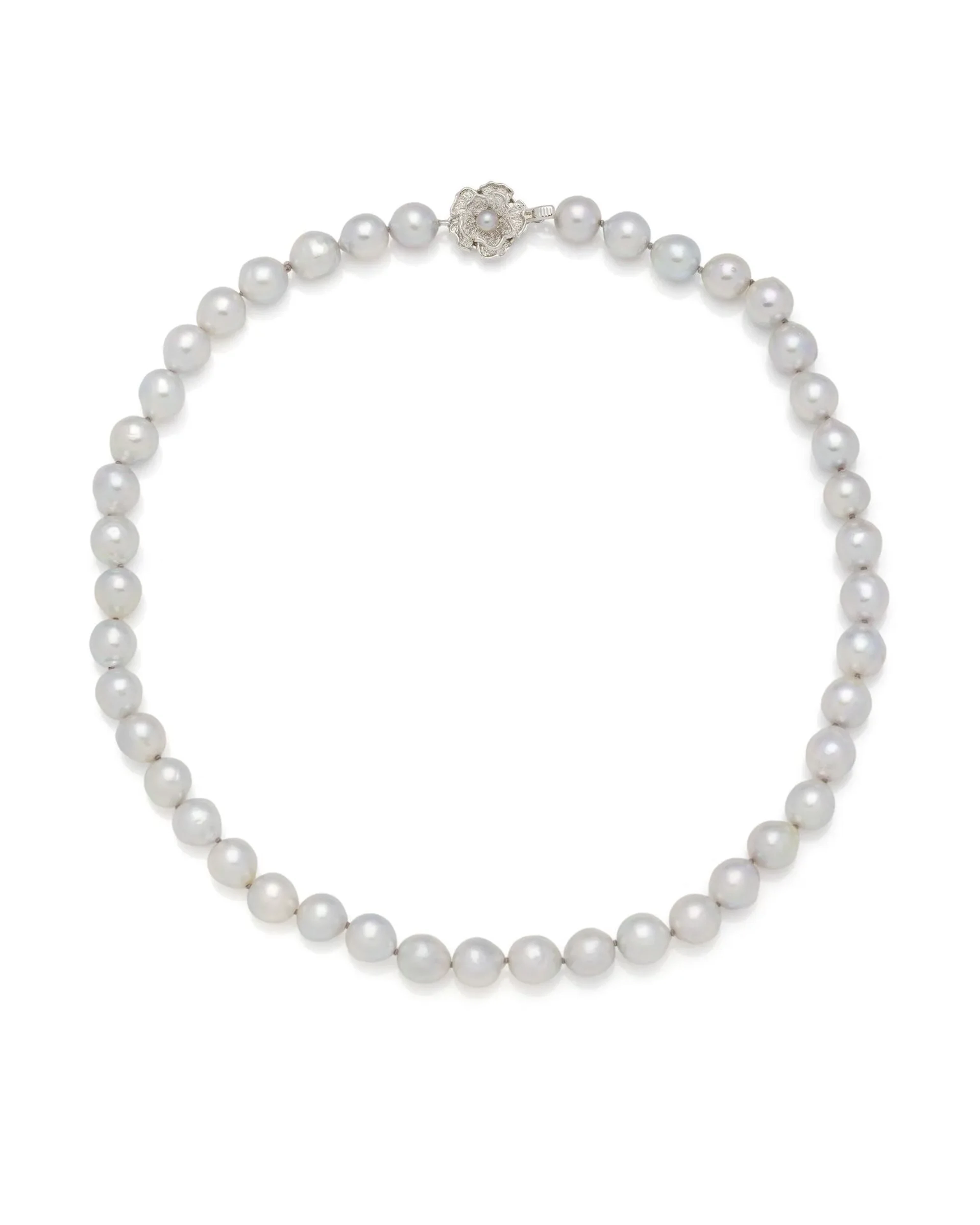 COLLIER formé de 43 perles grise de culture montées sur un f - Lot 291