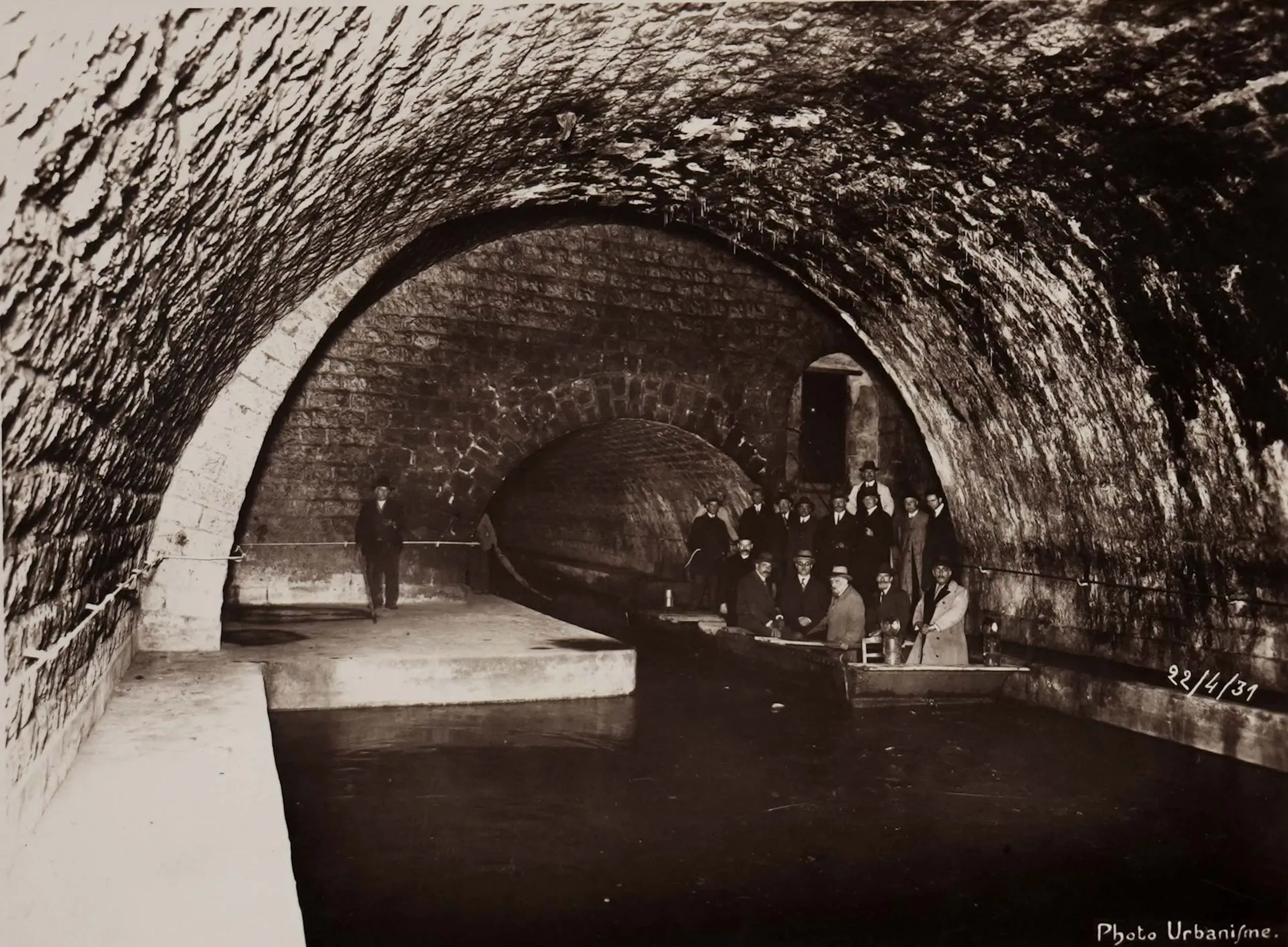 ANONYME ET PHOTO URBANISME - Lot 345