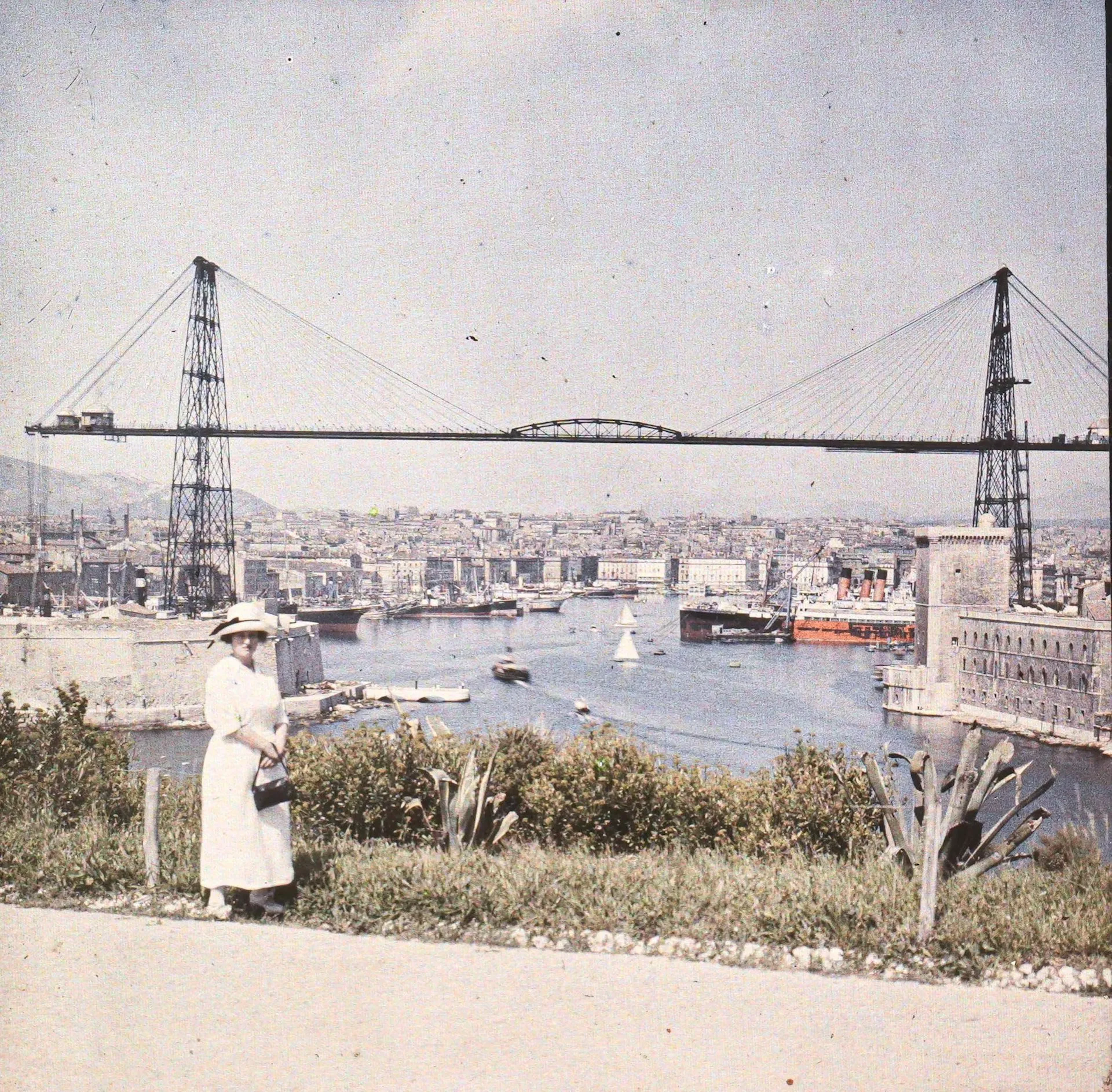 AUTOCHROMISTE FRANÇAIS ANONYME - Lot 30