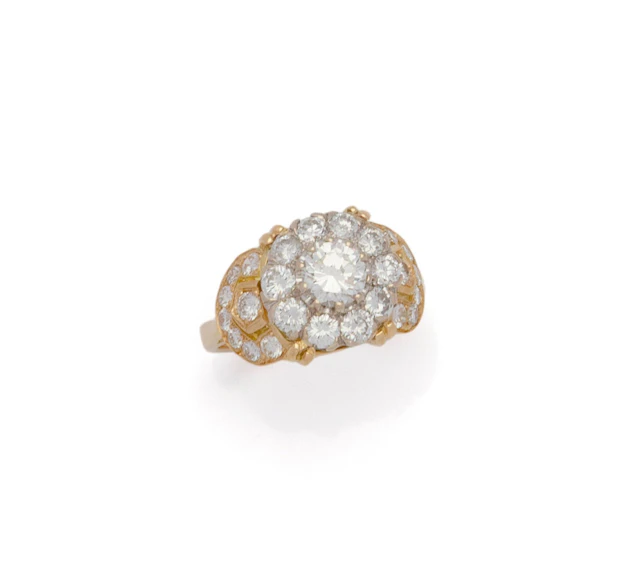 BAGUE en or jaune rhodié 18K (750/1000) formée d'une marguer - Lot 200