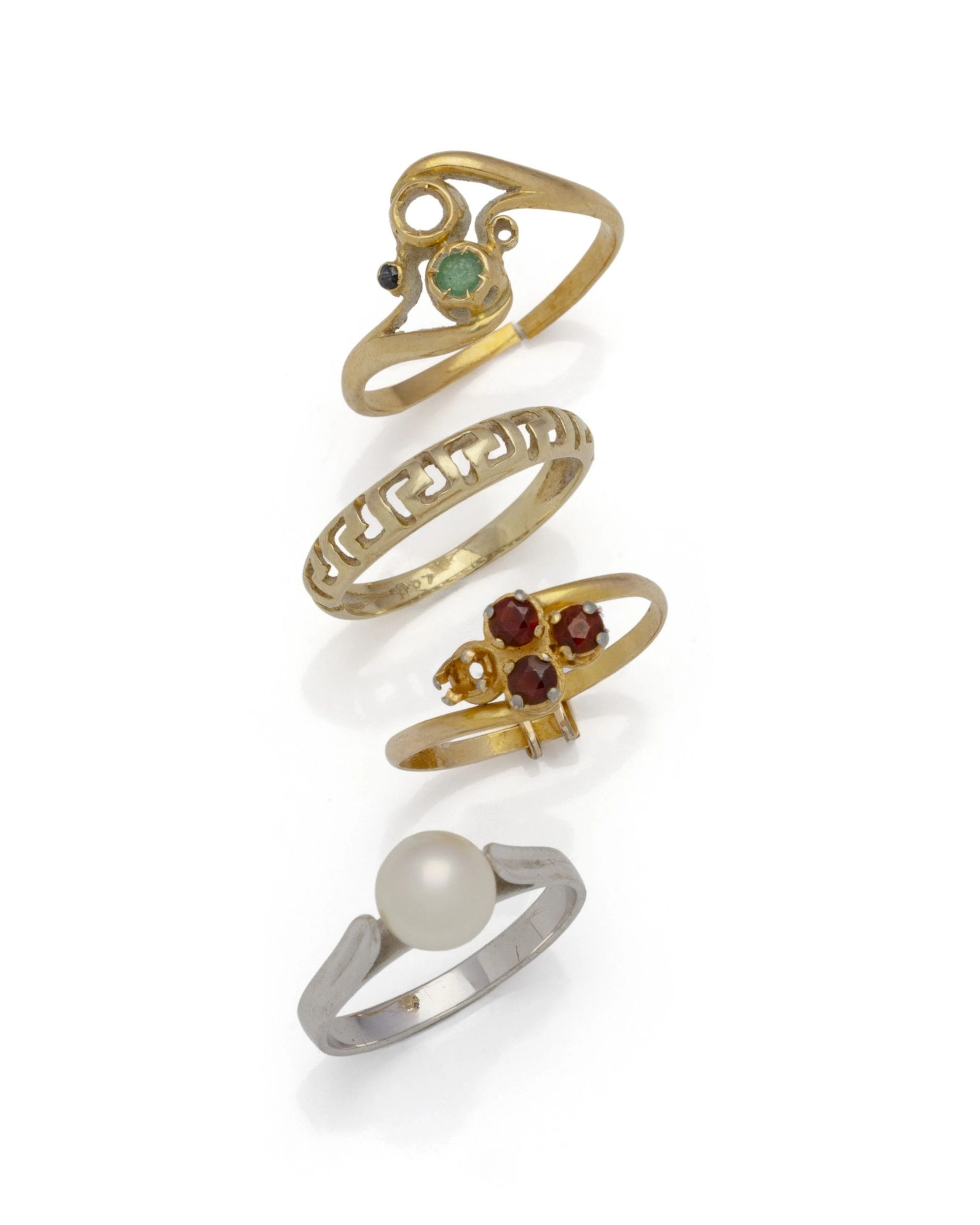 LOT en or jaune 18K (750/1000) composé de 5 BAGUES en or jau - Lot 285