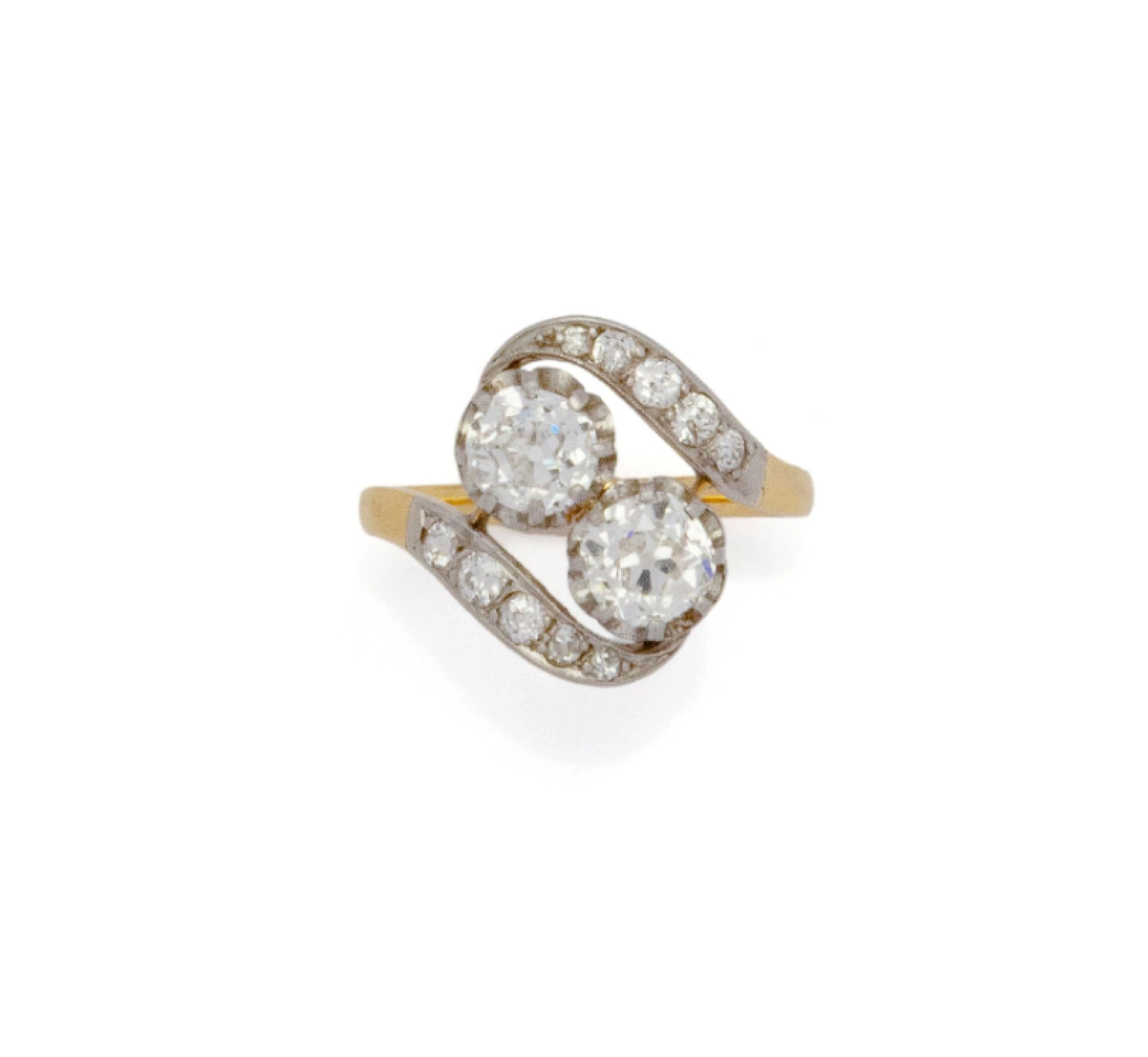 BAGUE TOI ET MOI en or jaune 18K (750/1000) et platine (850/ - Lot 60