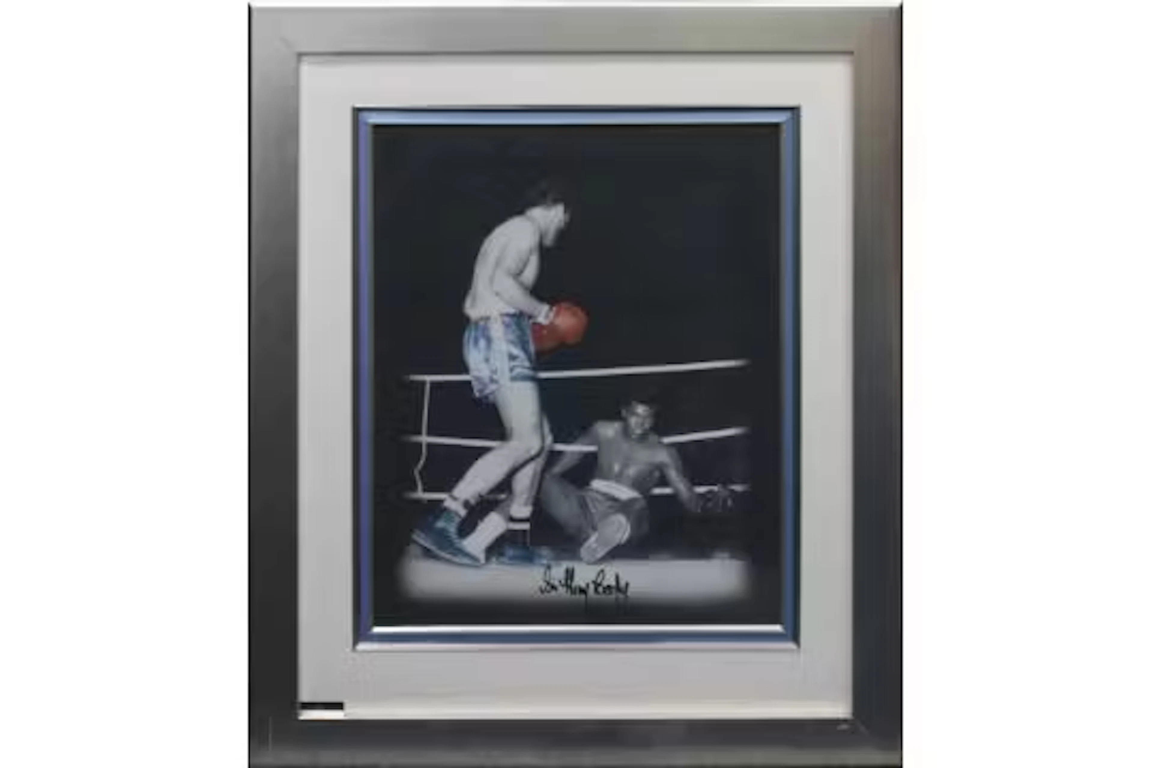 Boxing Memorabilia - Sir Henry Cooper signed photograph, Certificate