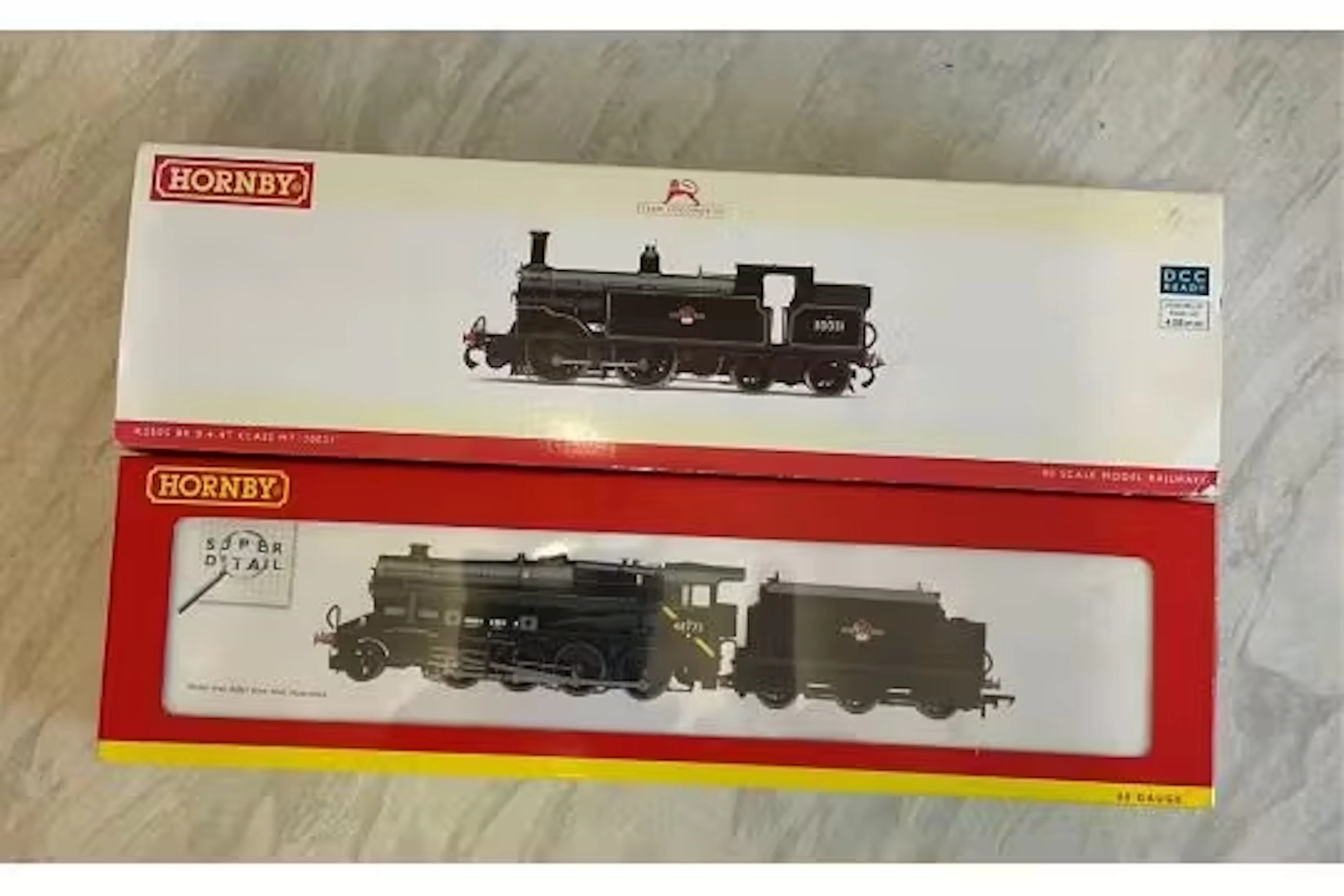 OO Gauge - Hornby collection, to include BR 2-8-0 Class 8F Locomotive