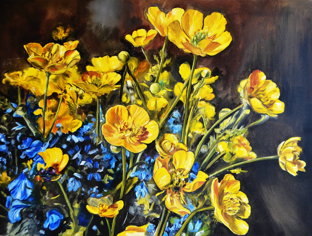 Buttercup Flowers - Valeria Radzievska
