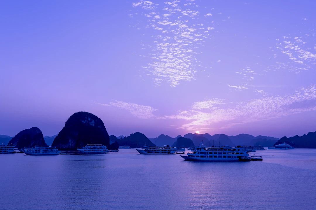 Sunset on Ha Long Bay I - Viet Ha Tran