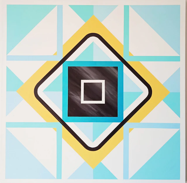 Square - Marek Uhlir