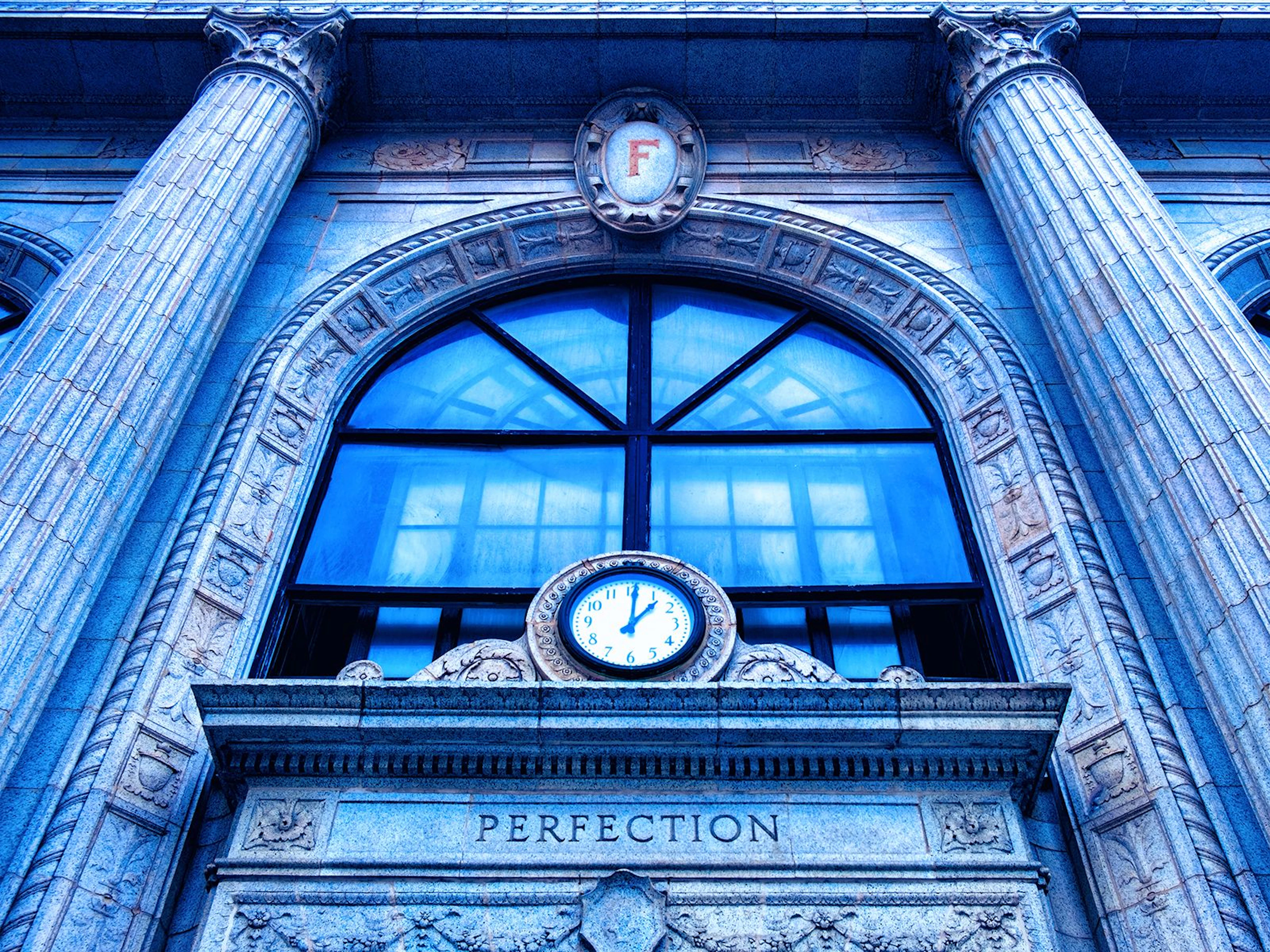 THE PERFECT BLUE Chicago IL - William Dey