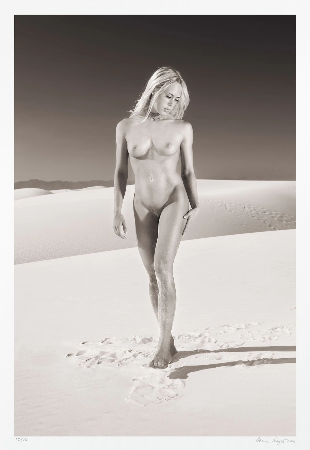 White Sands (Ithnan) 2/10 - Aaron Knight
