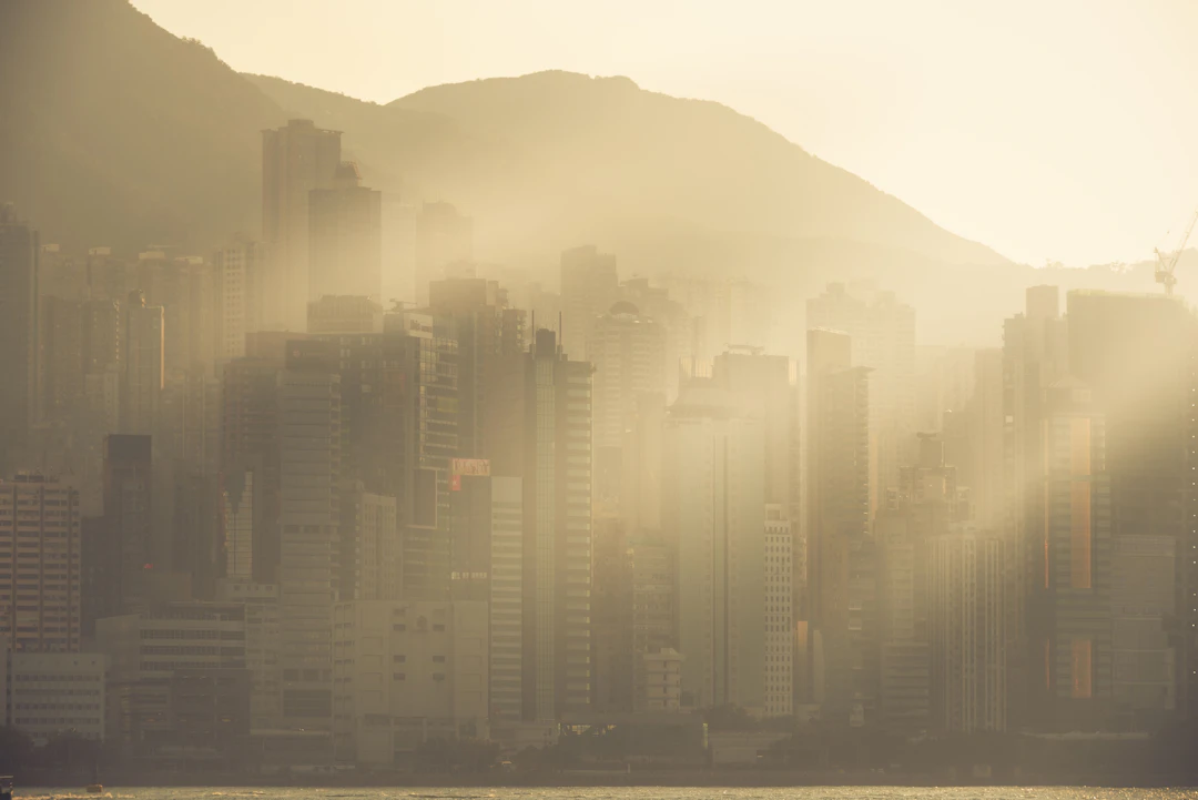 Hong Kong Golden Hour - Serge Horta