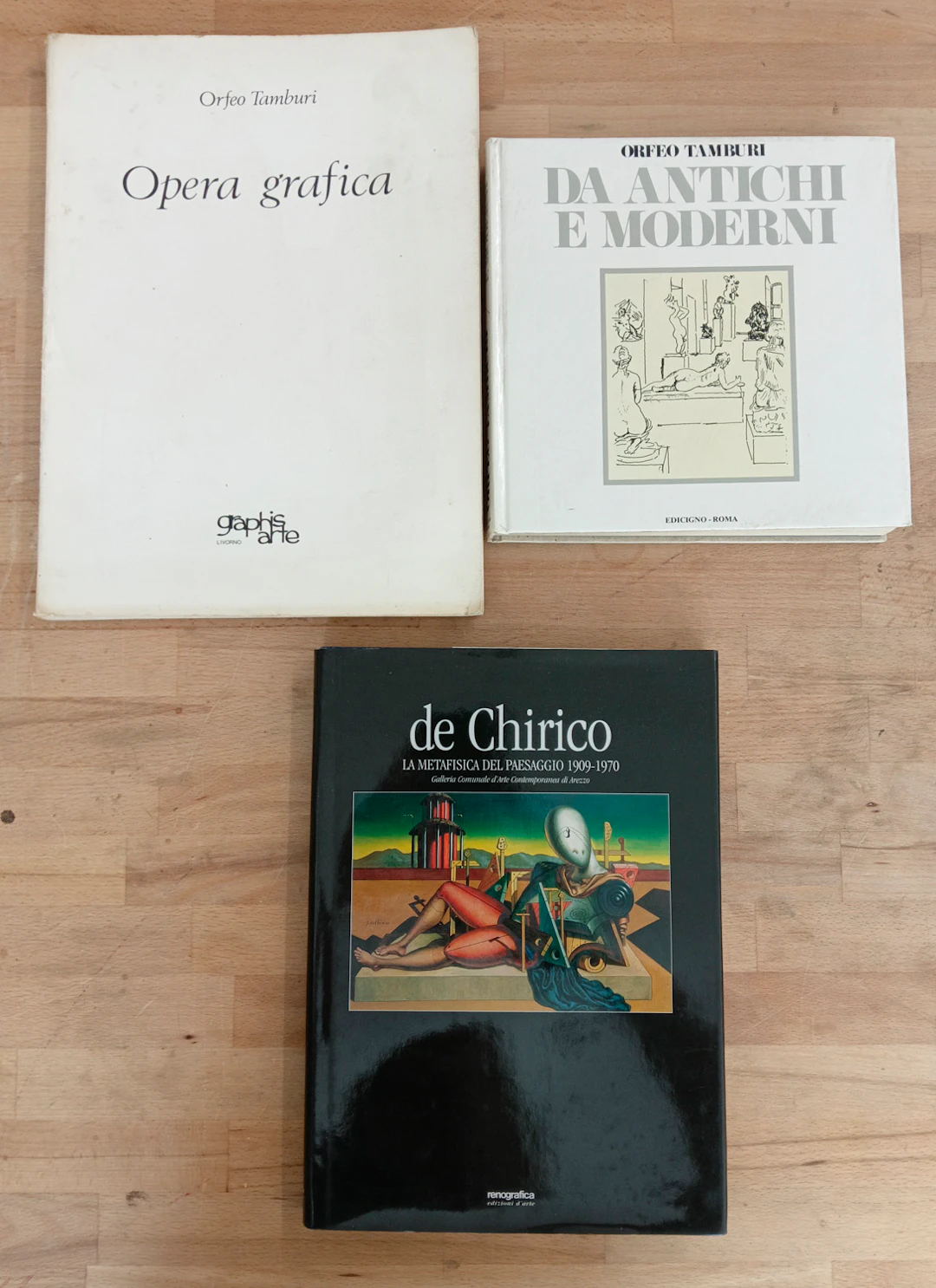 ORFEO TAMBURI E GIORGIO DE CHIRICO - Lotto unico di 3 cataloghi