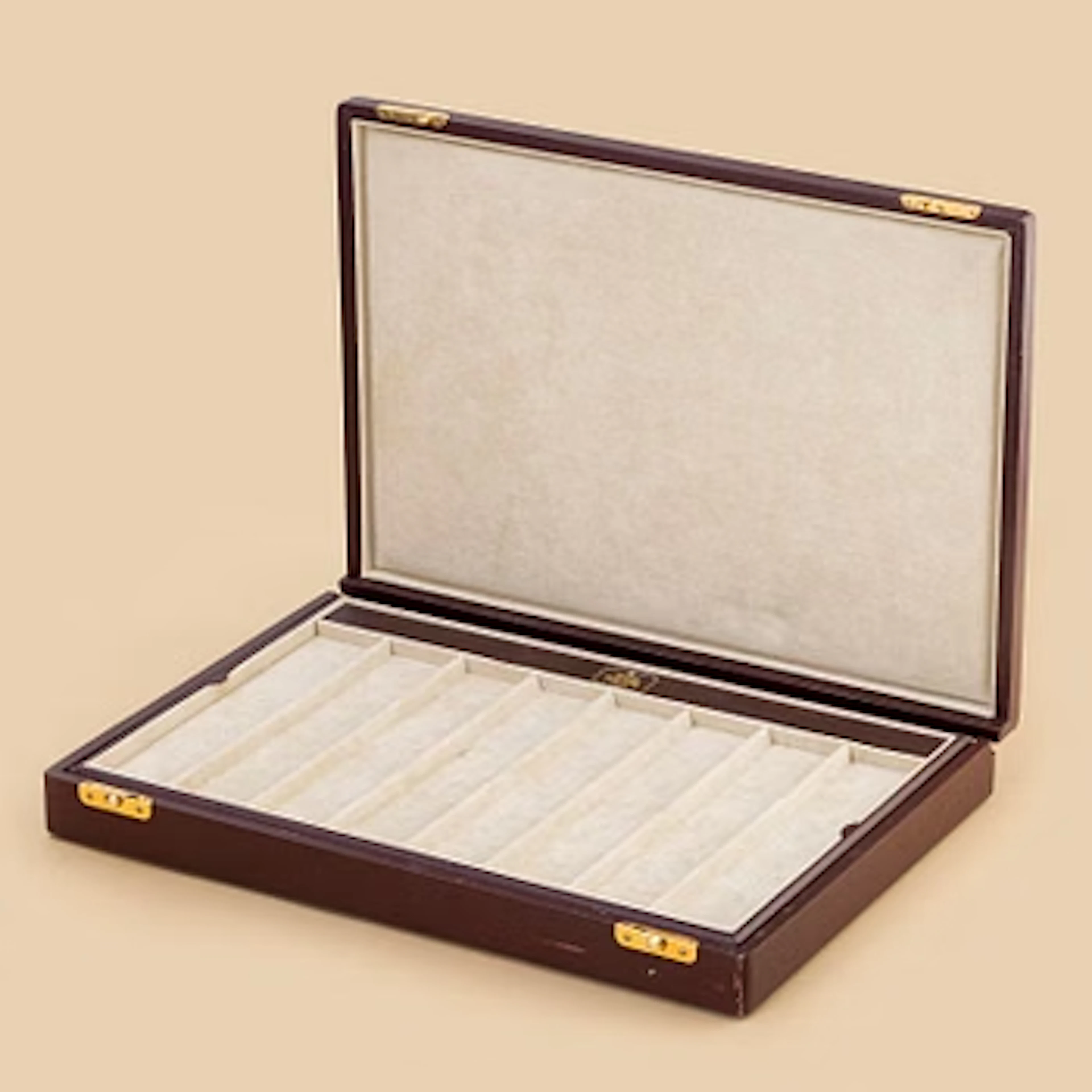Patek Philippe, storage case/presentation trays for 15 watches, ca 1980.