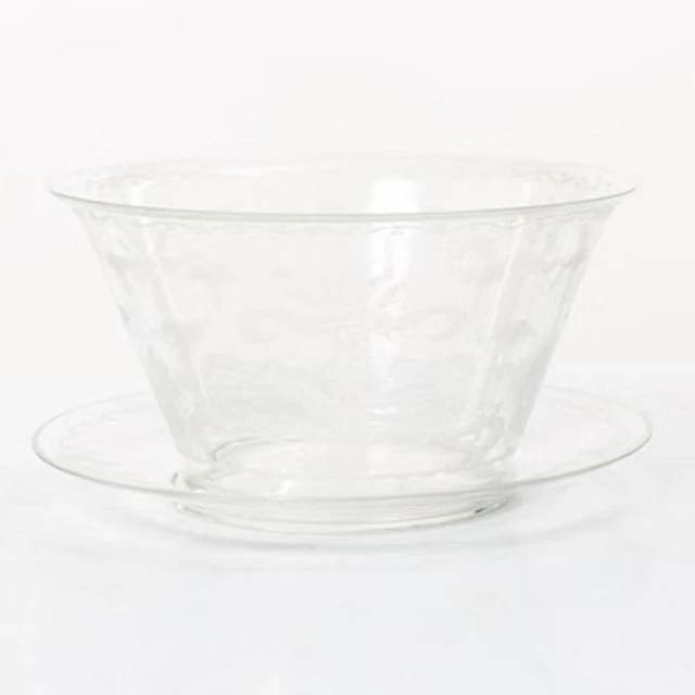 Edward Hald, A bowl with saucer, Orrefors.