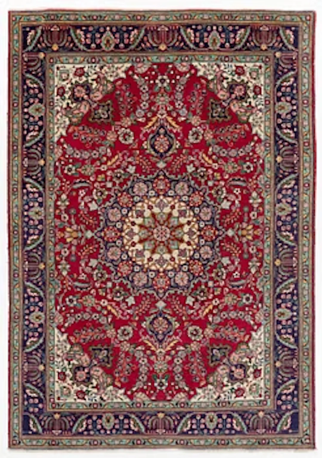 A Tabriz carpet, c. 290 x 200 cm.