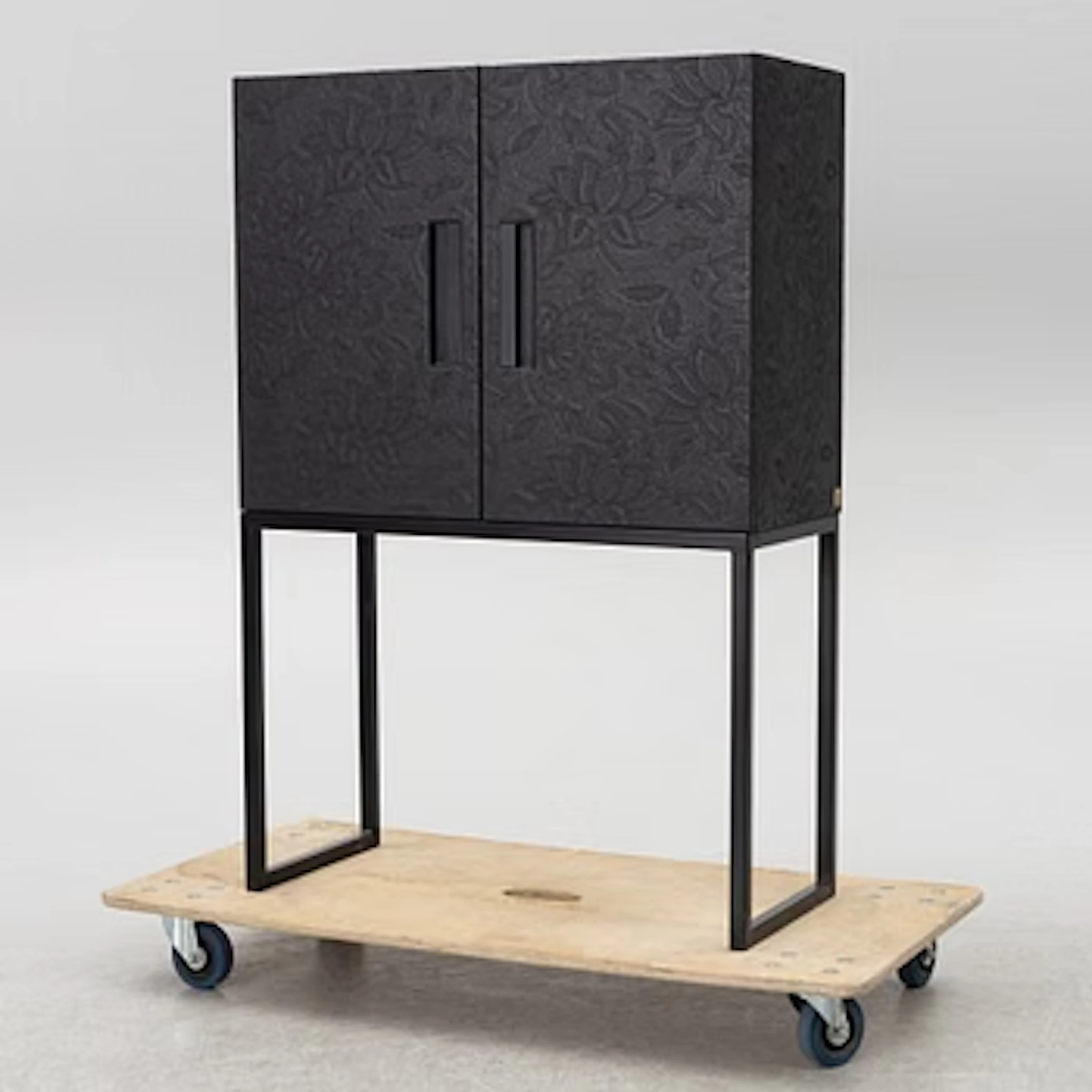 Cabinet, DIS, 2000s.