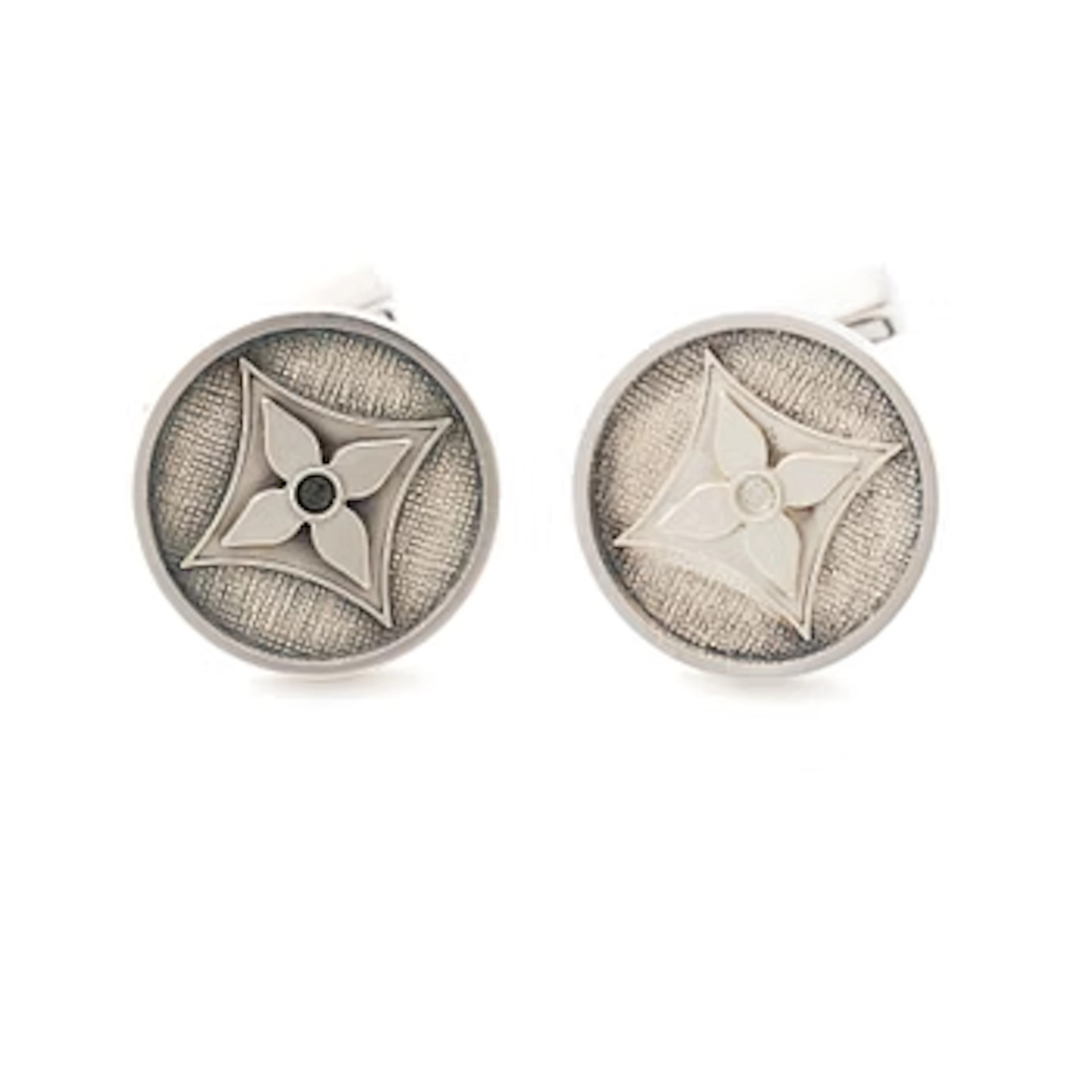 Louis Vuitton, Cufflinks, silver.