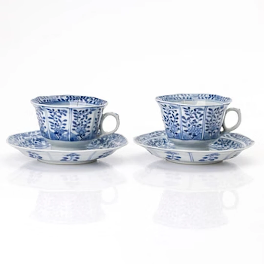 Two cups with saucers, 2 pieces, porcelain, Qing dynasty, circa 1900.