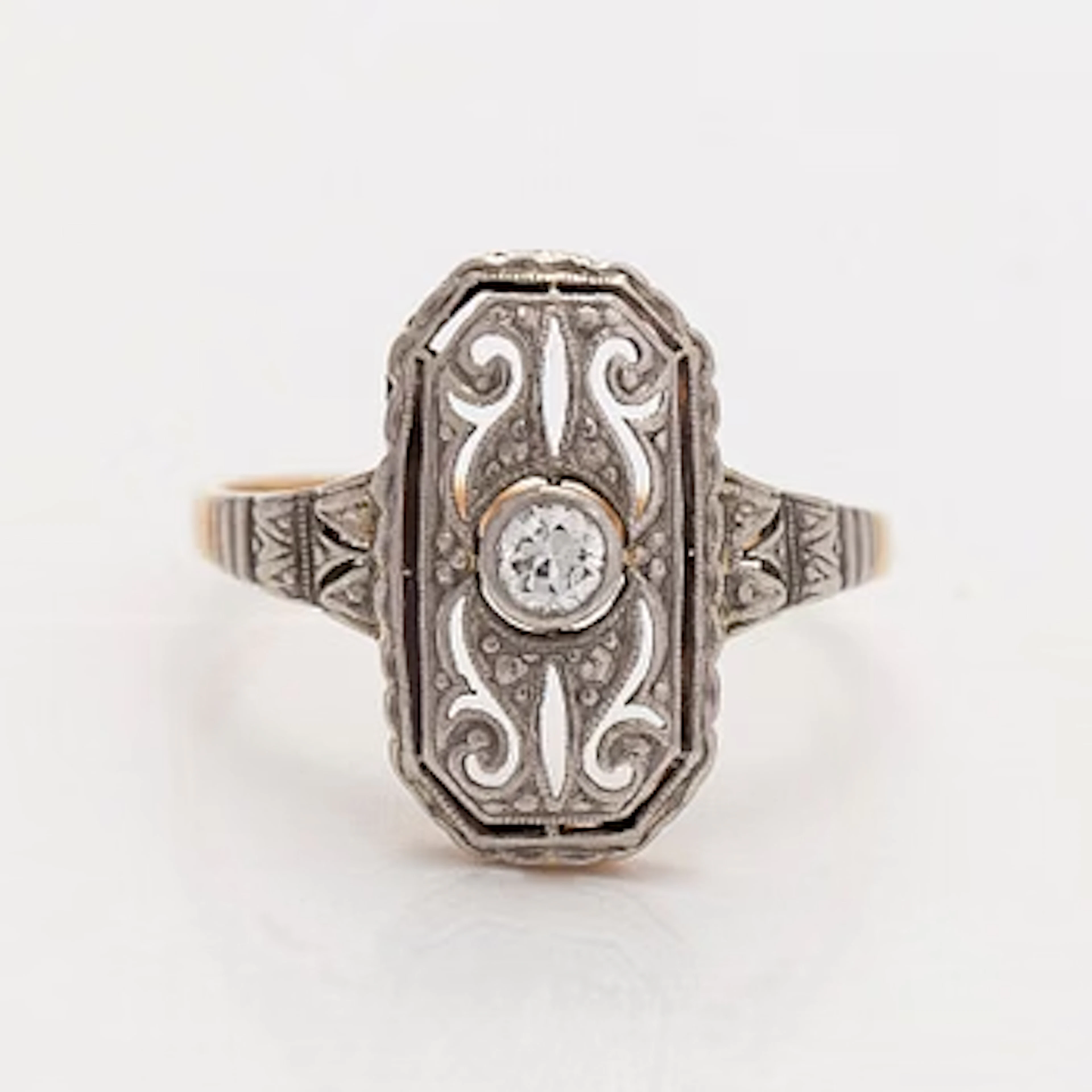 Ring, brilliant-cut diamond, 14K gold.