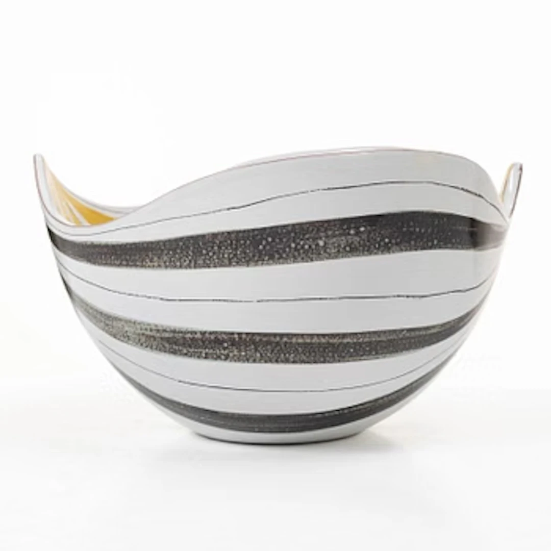 Stig Lindberg, A faience bowl, Gustavsberg Studio.