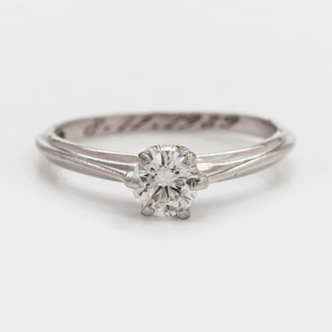 Ring, brilliant-cut diamond circa 0.50 ct, 18K white gold, Kultakeskus 1989.
