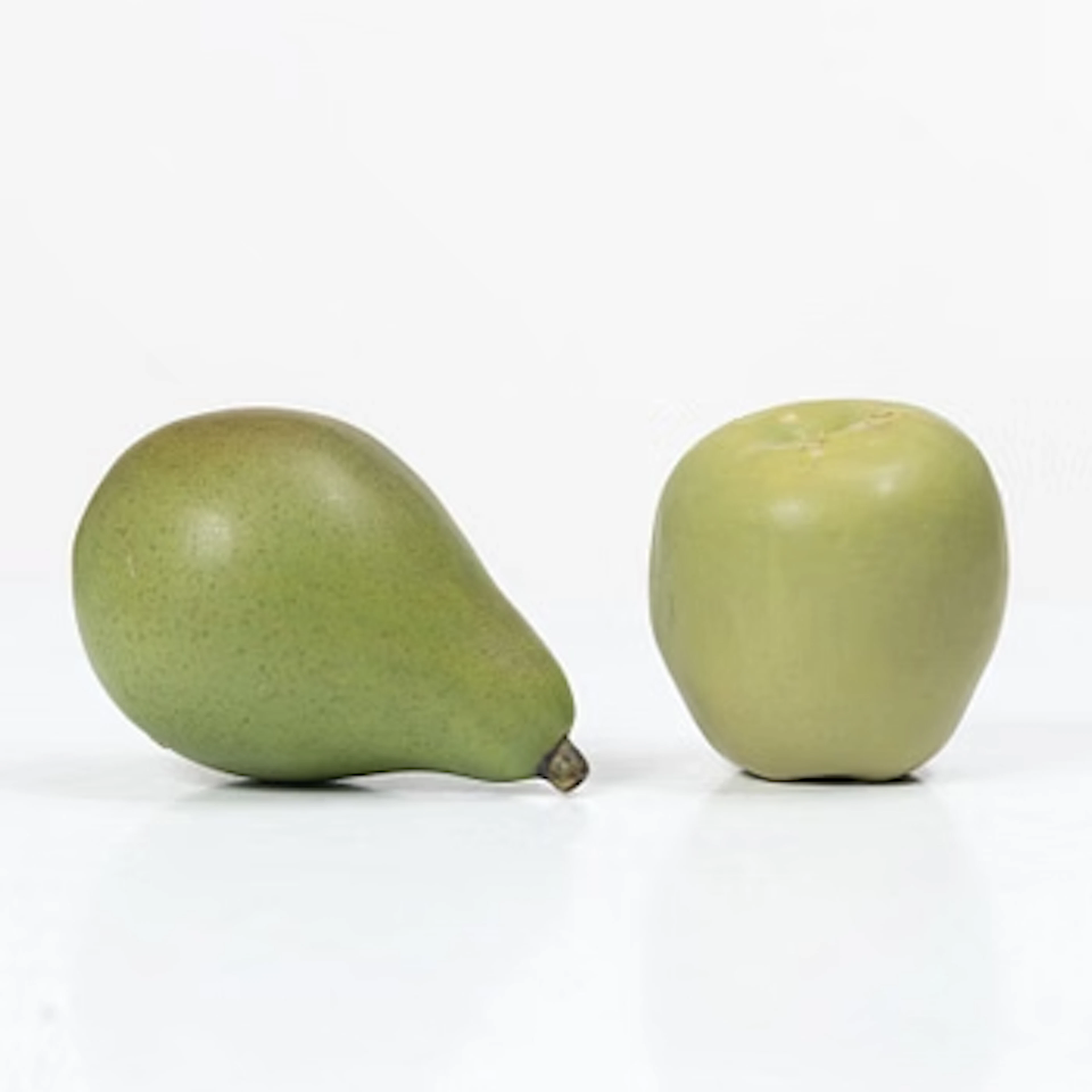 Ingrid Herrlin, apple and pear.
