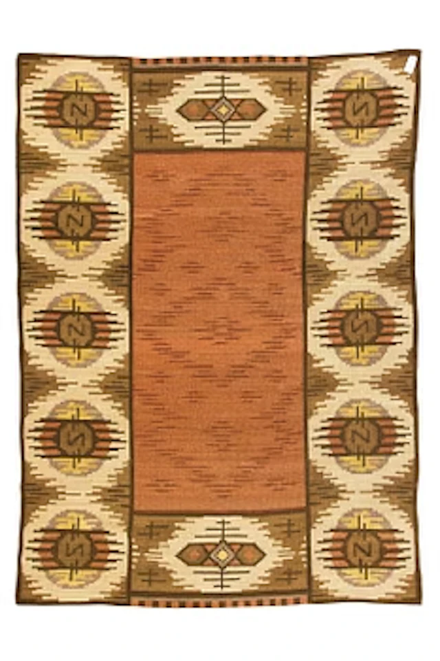 A 1920s Finnish flat weave carpet. Cica. 325 x 227 cm.