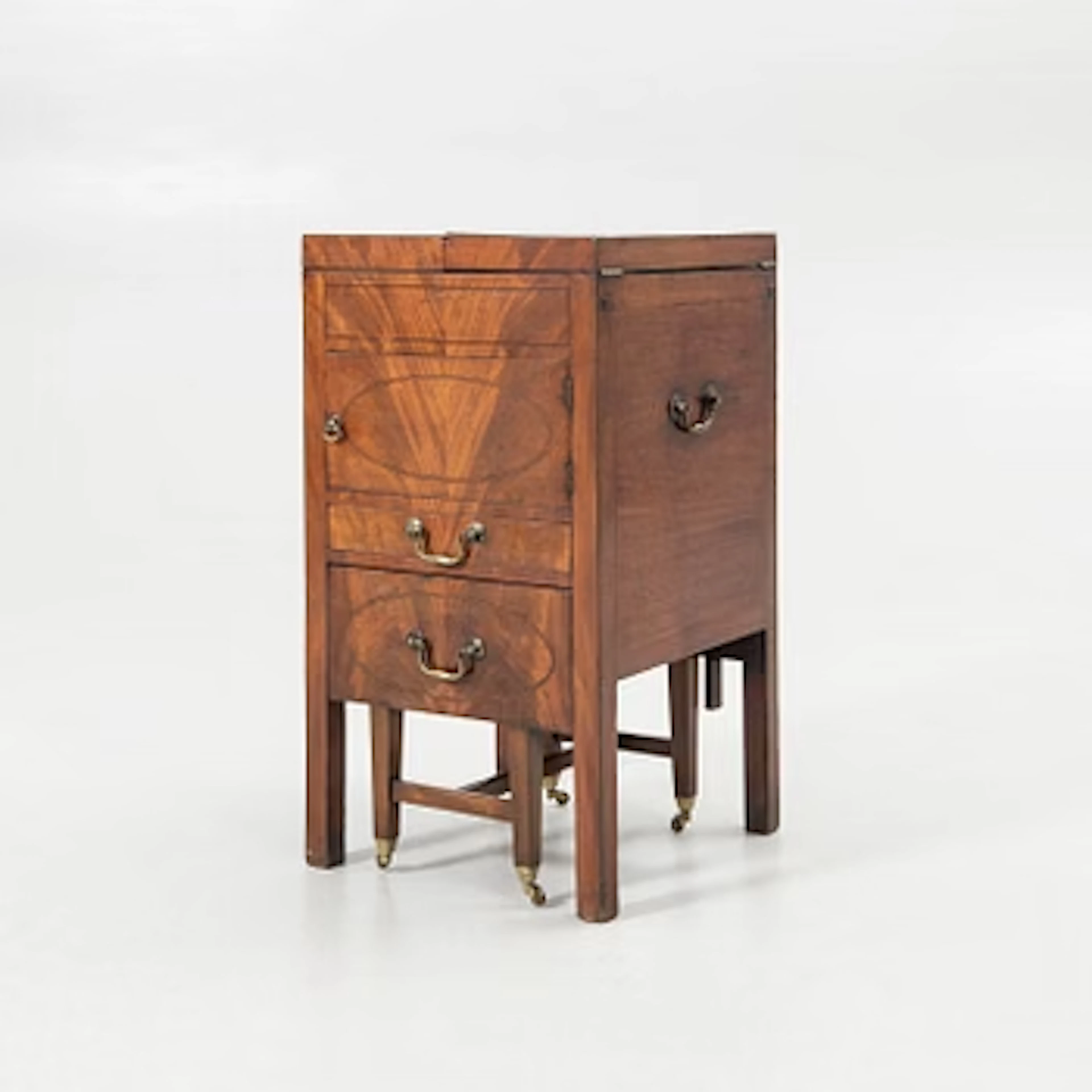 Dressing table, English style, Georg Kofoed Möbelfabrik, Denmark.