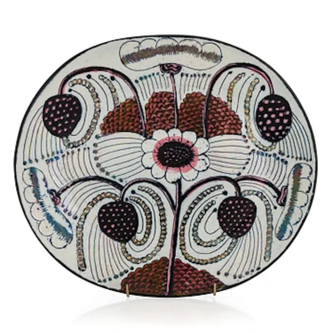 Birger Kaipiainen, A decorative porcelain dish, signed Kaipiainen Arabia.