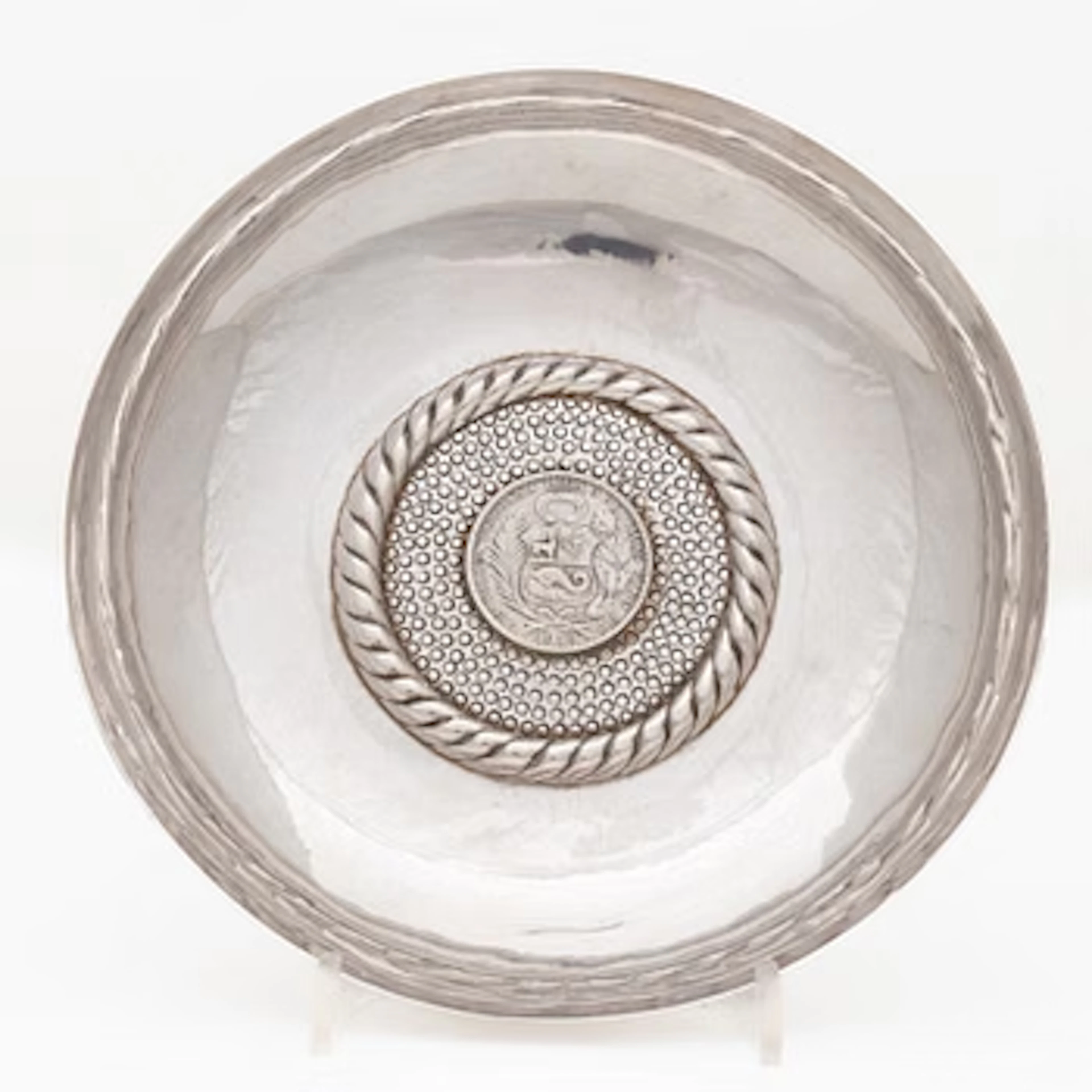 Bowl, sterling silver, Peru, 20th century.
