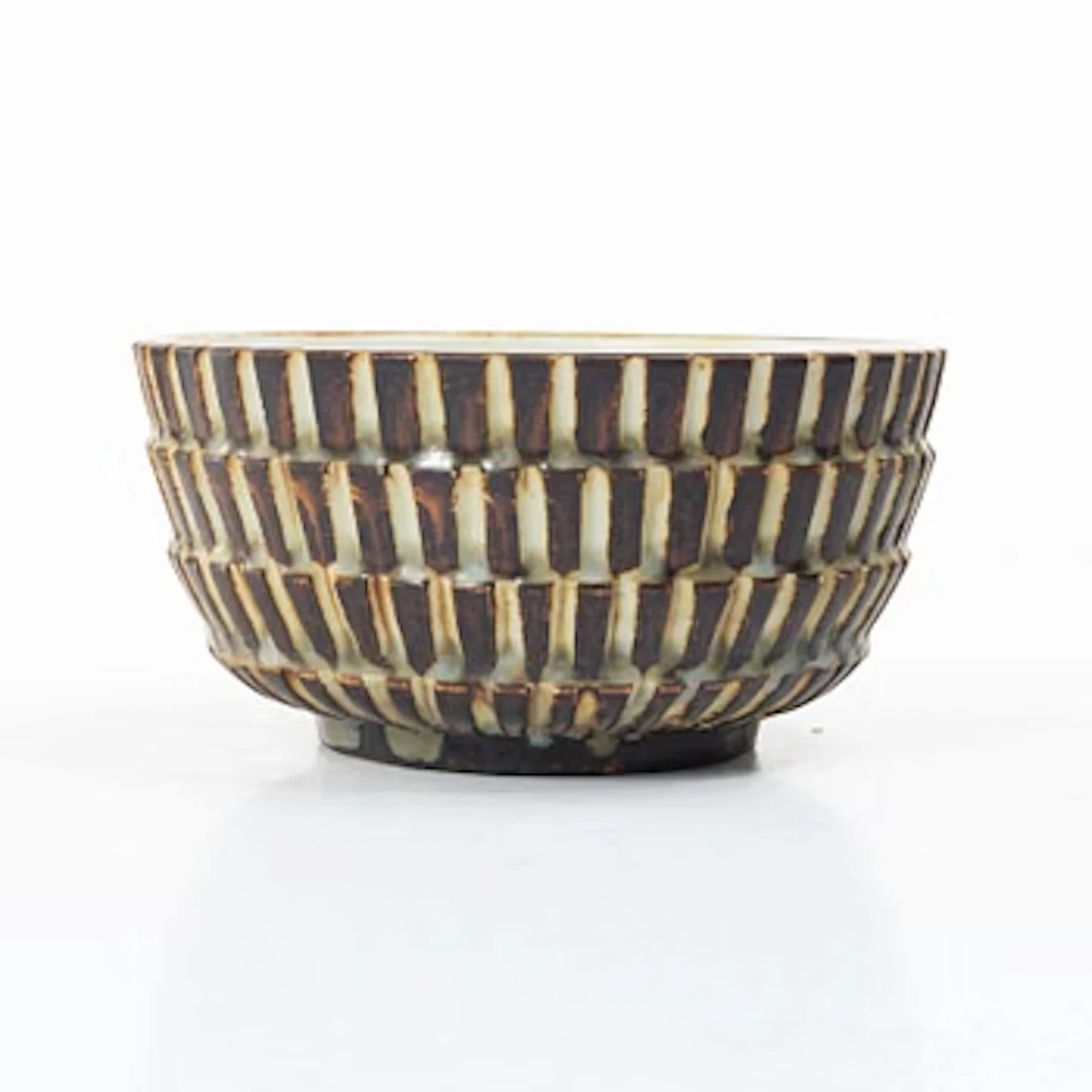 Gertrud Lönegren, A stoneware bowl, Rörstrand, 1936-1941.